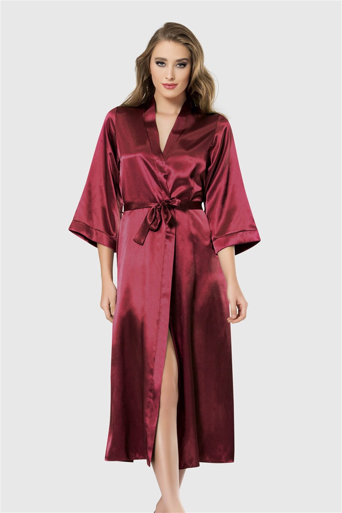 Aria's Closet Bordo Long Satin Pornstar