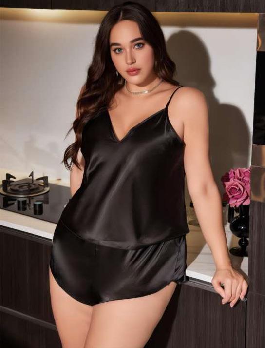 Aria's Closet Büyük Beden Siyah Saten Şort Takım