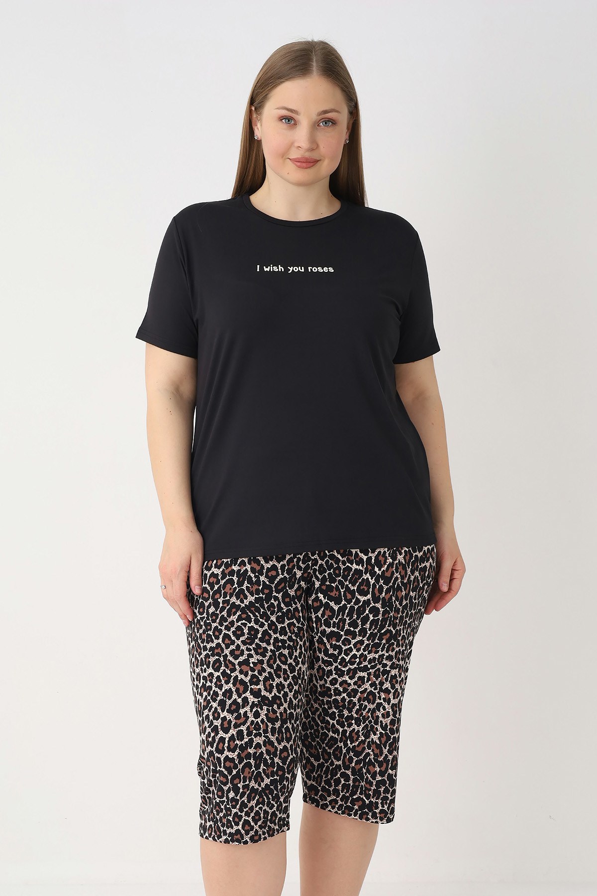Büyük Beden Kadın Kısa Kol Kaprili Pijama Takımı 26082 Leopar