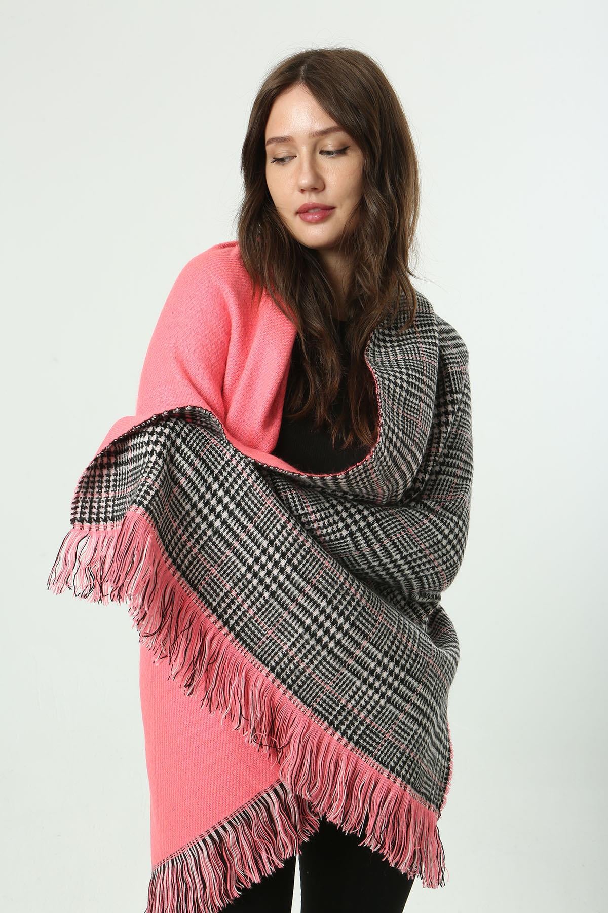Çift Taraflı Kazayağı Ekose Desenli Atkı Omuz Şalı 70X185 cm 1212 Şeker Pembe
