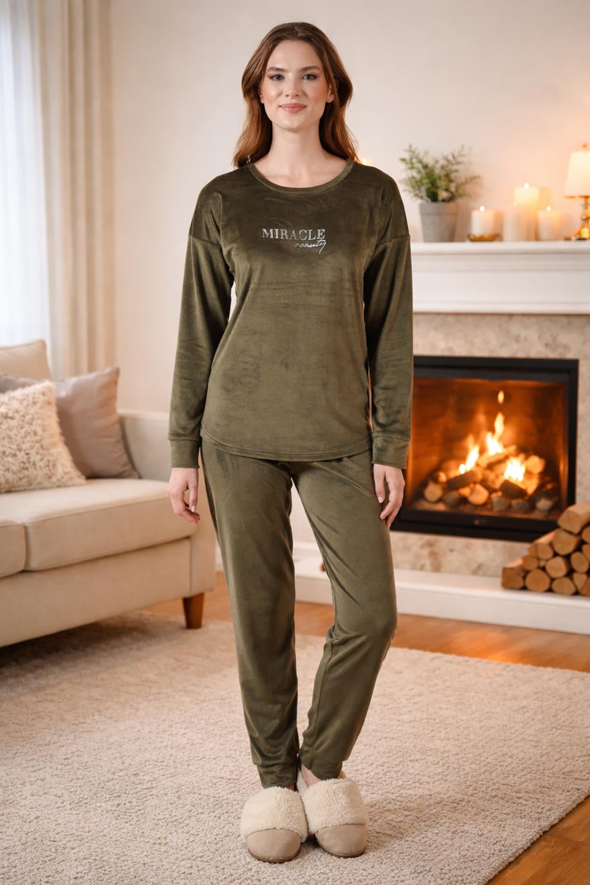 Kadın Kadife Baskılı Pijama Takımı 25382 Haki