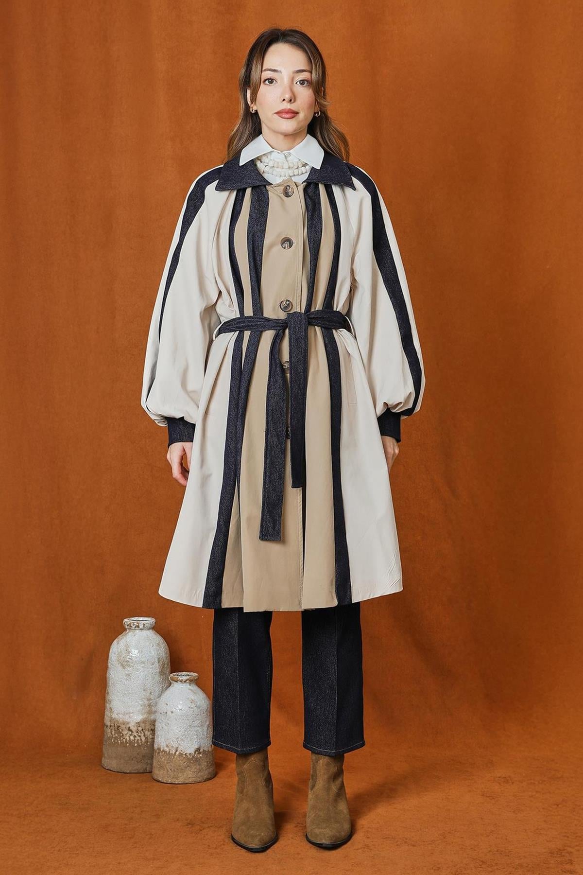 Kot Detaylı Pileli Trençkot 15221 Camel