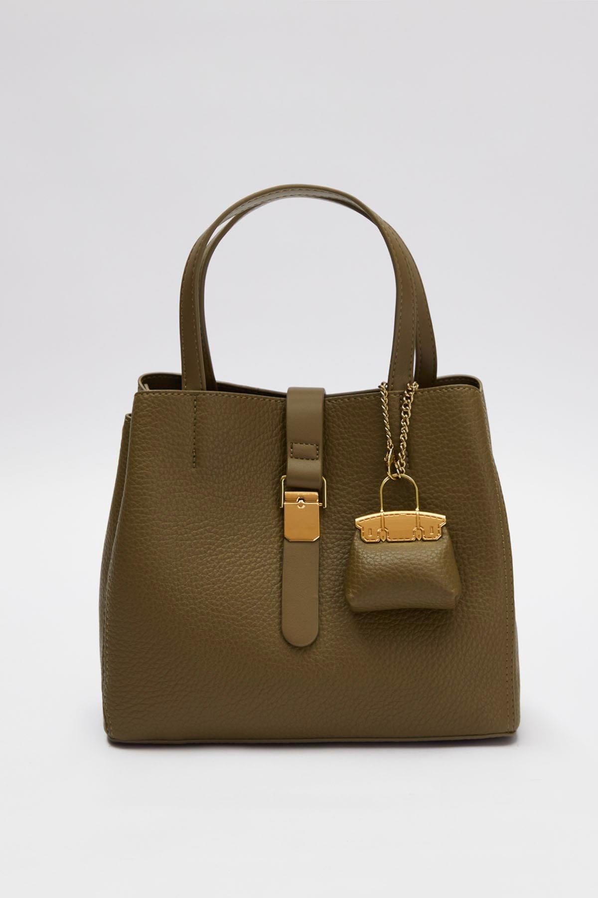 Levidor Premium 3 Gözlü Ek Askılı Charm Detay Yumuşak Deri Çanta 930647 Yeşil