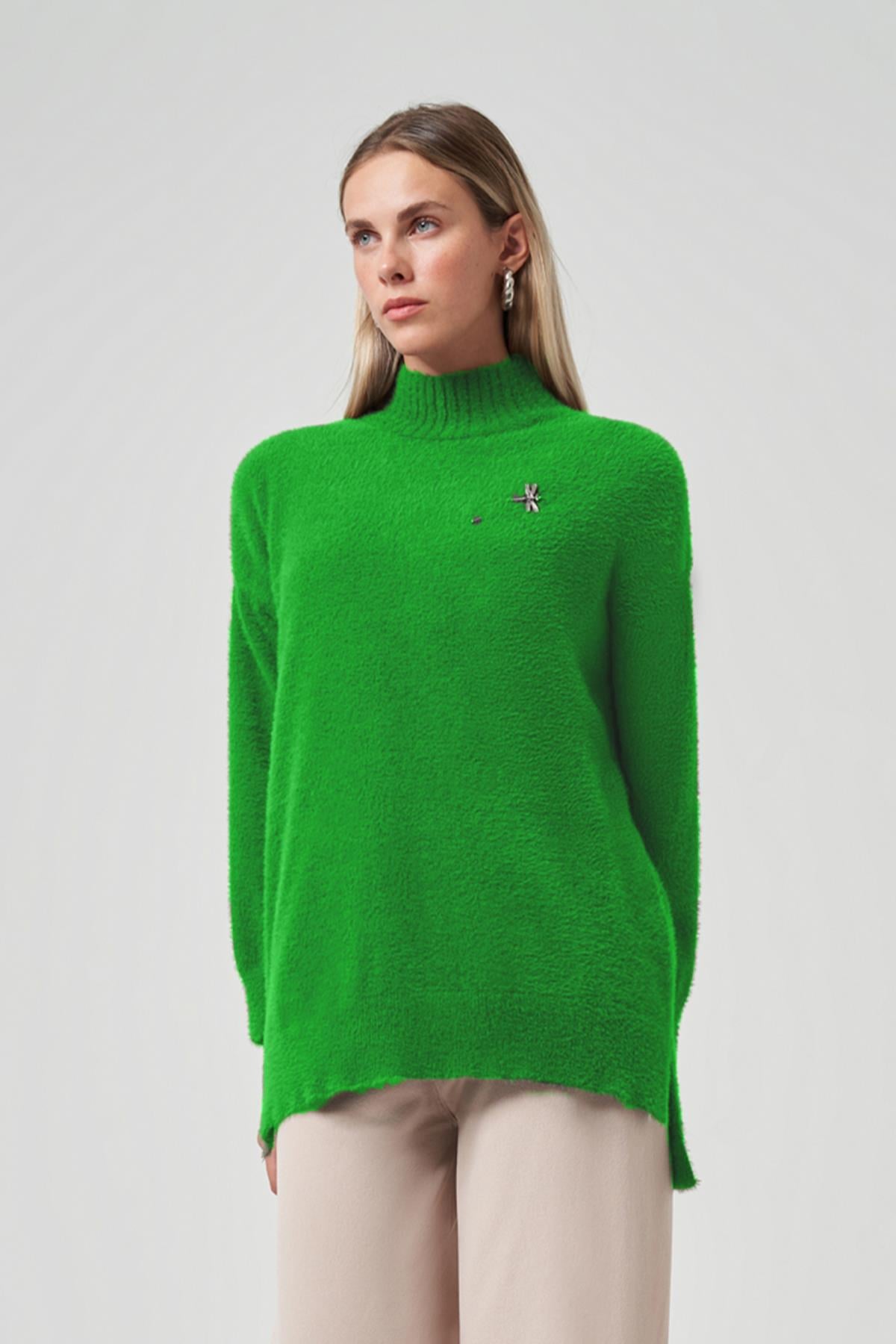 Nuss Angora Kazak Çıkartılabilir Broşlu 7000 Benetton