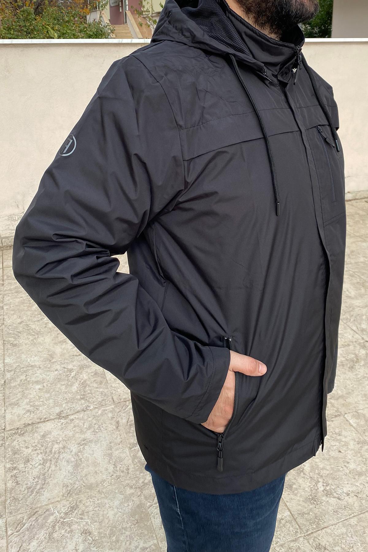 Büyük Beden Erkek Kapüşonlu Rüzgar Geçirmez Cep Detaylı İçi Fileli Yağmurluk  Siyah Remsa Spor TH901