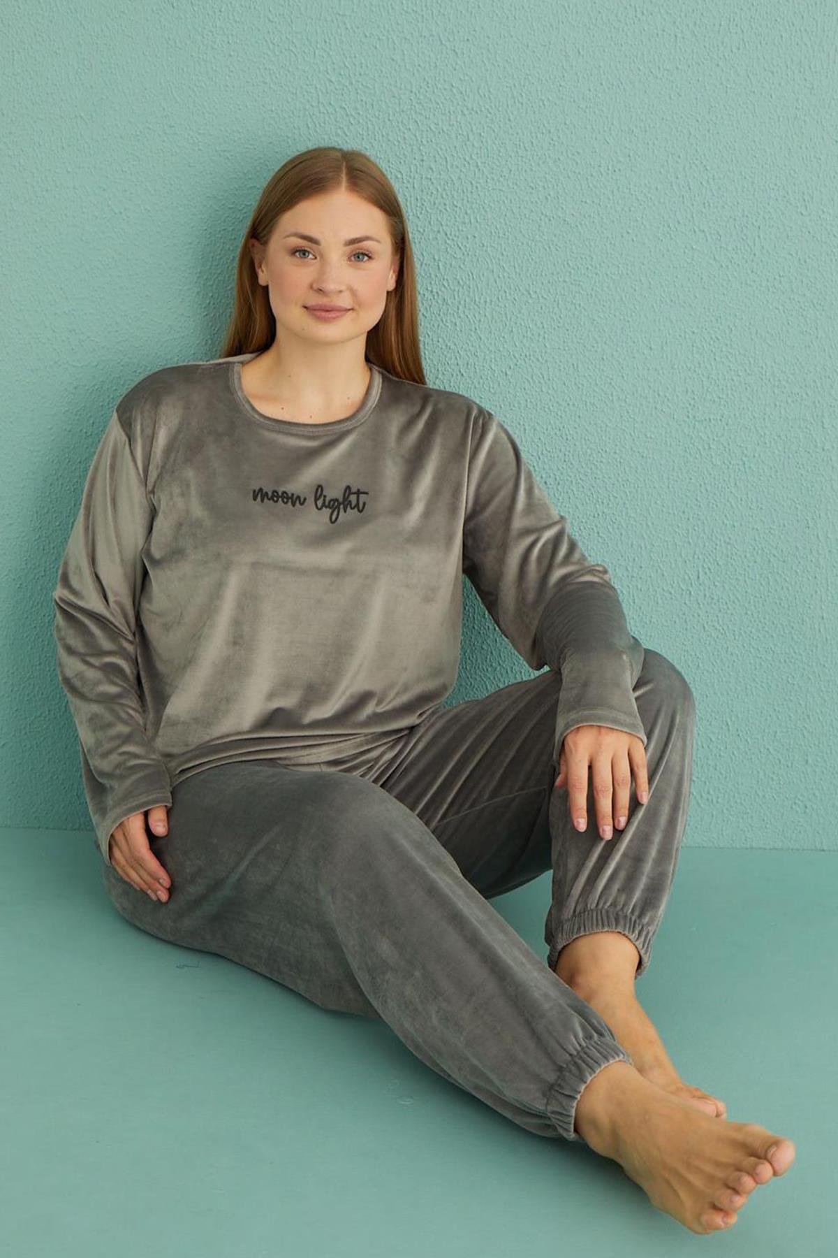 Büyük Beden Kadın Kadife Pijama Takımı 13214-4 Gri