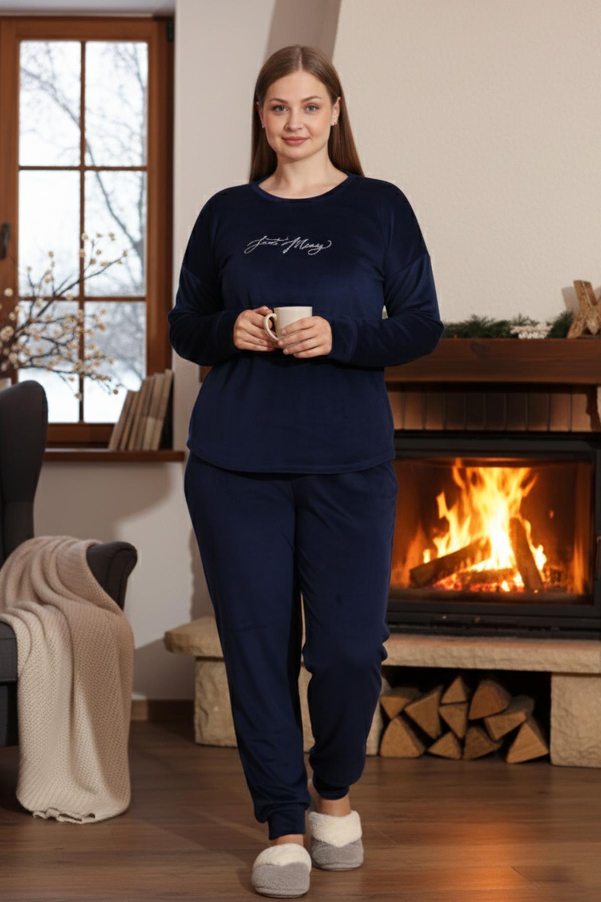 Büyük Beden Kadın Kadife Pijama Takımı 25391 Lacivert