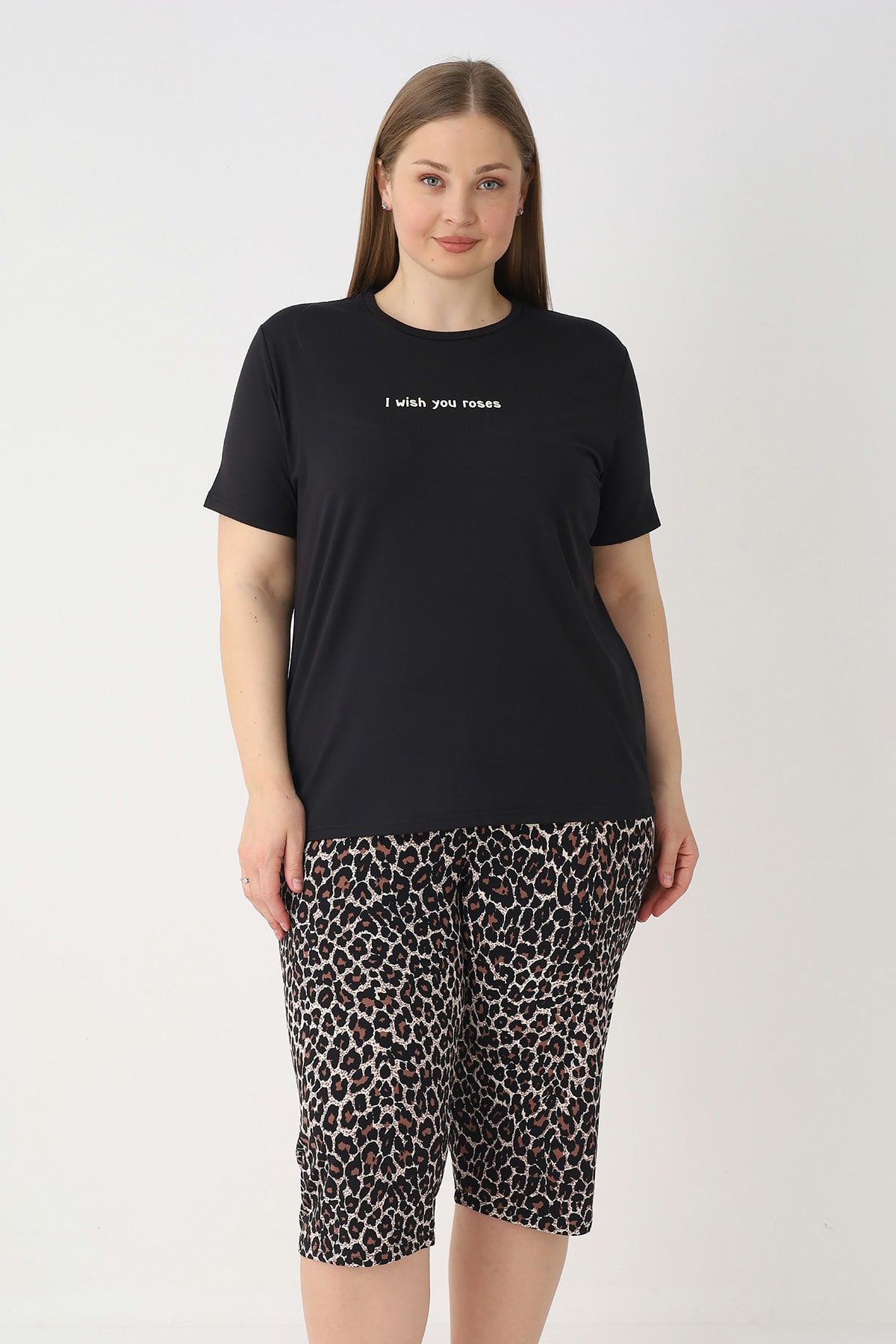 Büyük Beden Kadın Kısa Kol Kaprili Pijama Takımı 26082 Leopar