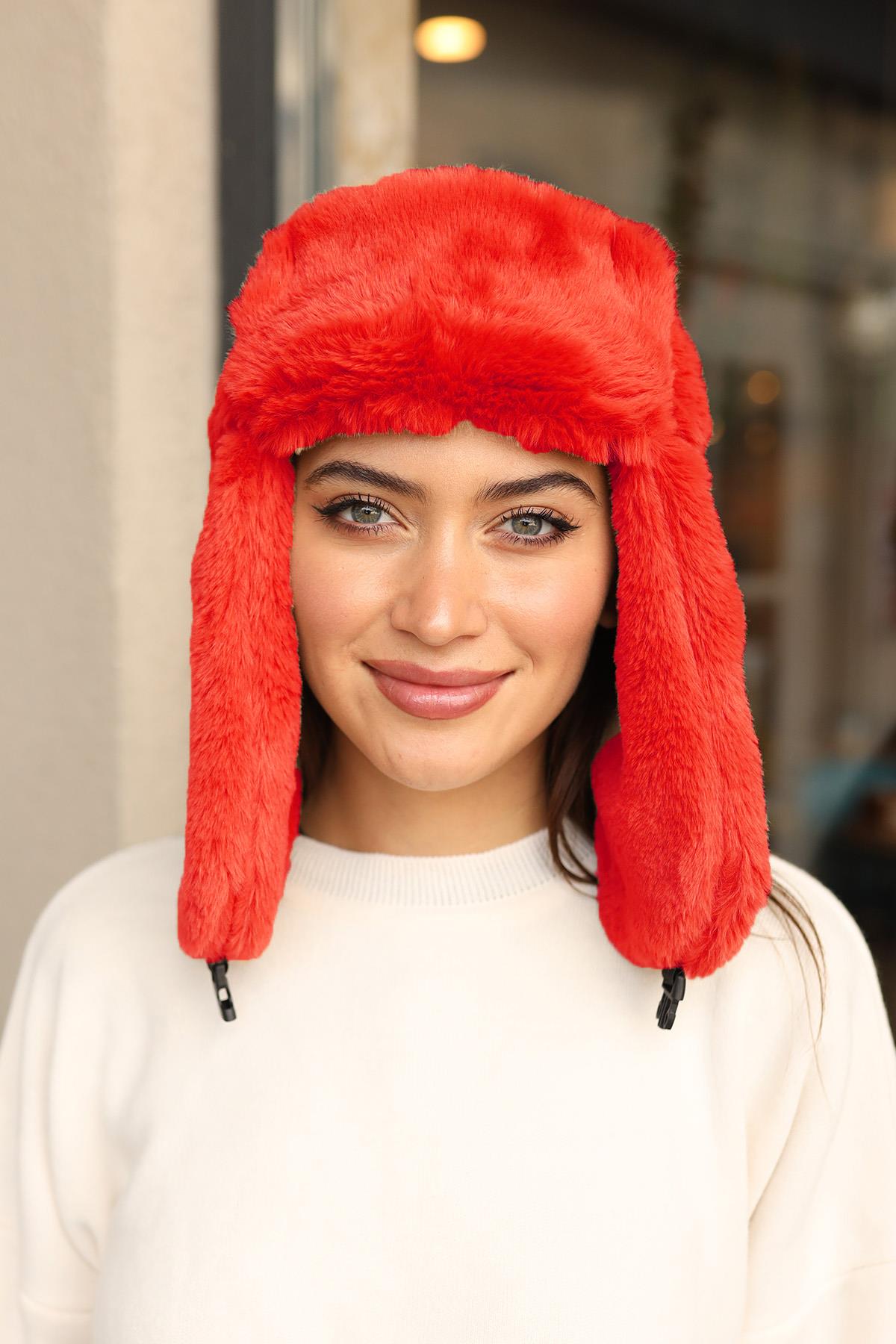Çıtçıtlı Kürklü Kulaklıklı Peluş Bere Şapka RKŞ-03 Kırmızı