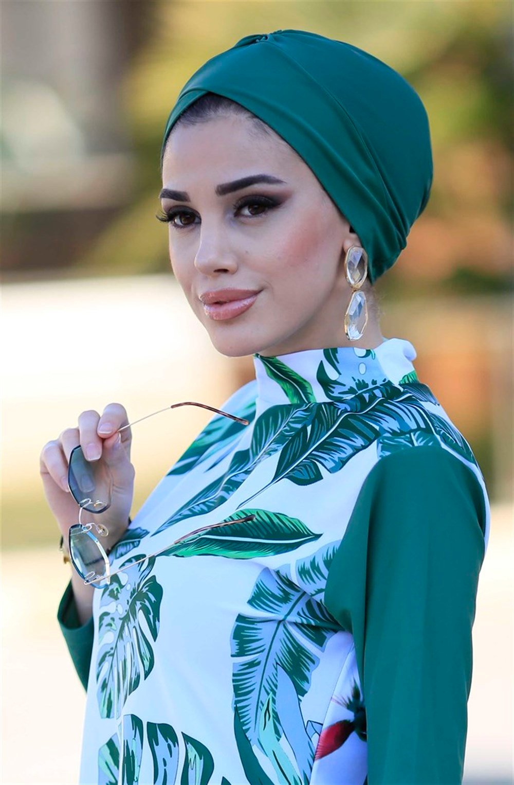 Düz Yeşil Çapraz Bone