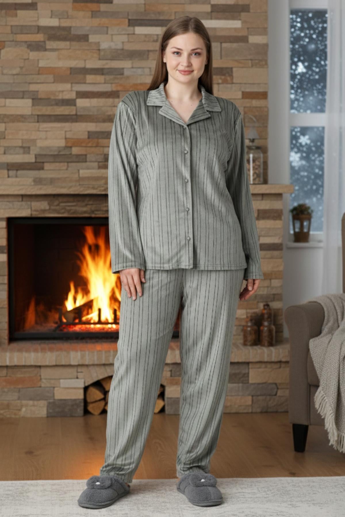 Kadın Önü Düğmeli Kadife Pijama Takımı 25374 Haki