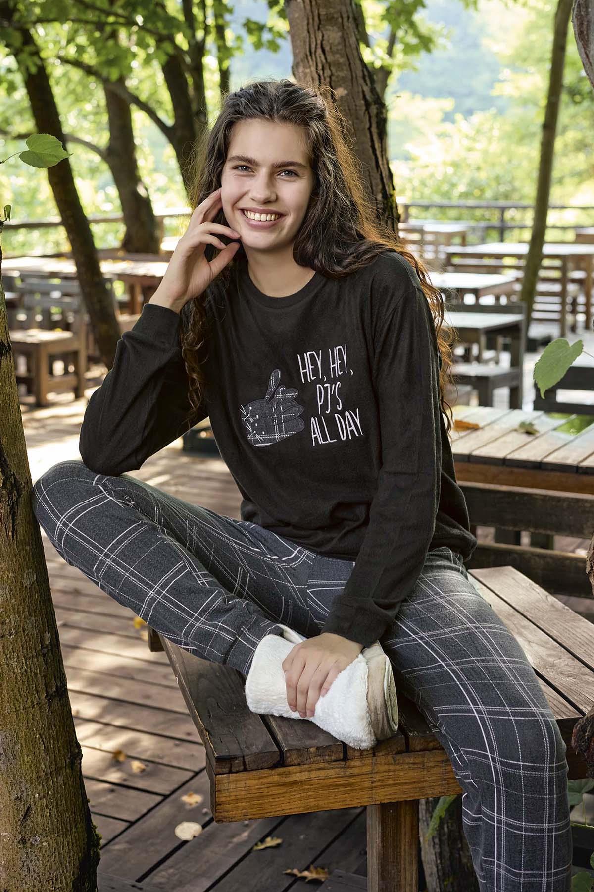 Kadın Termal Uzun Kol Pijama Takımı 30054 Siyah01