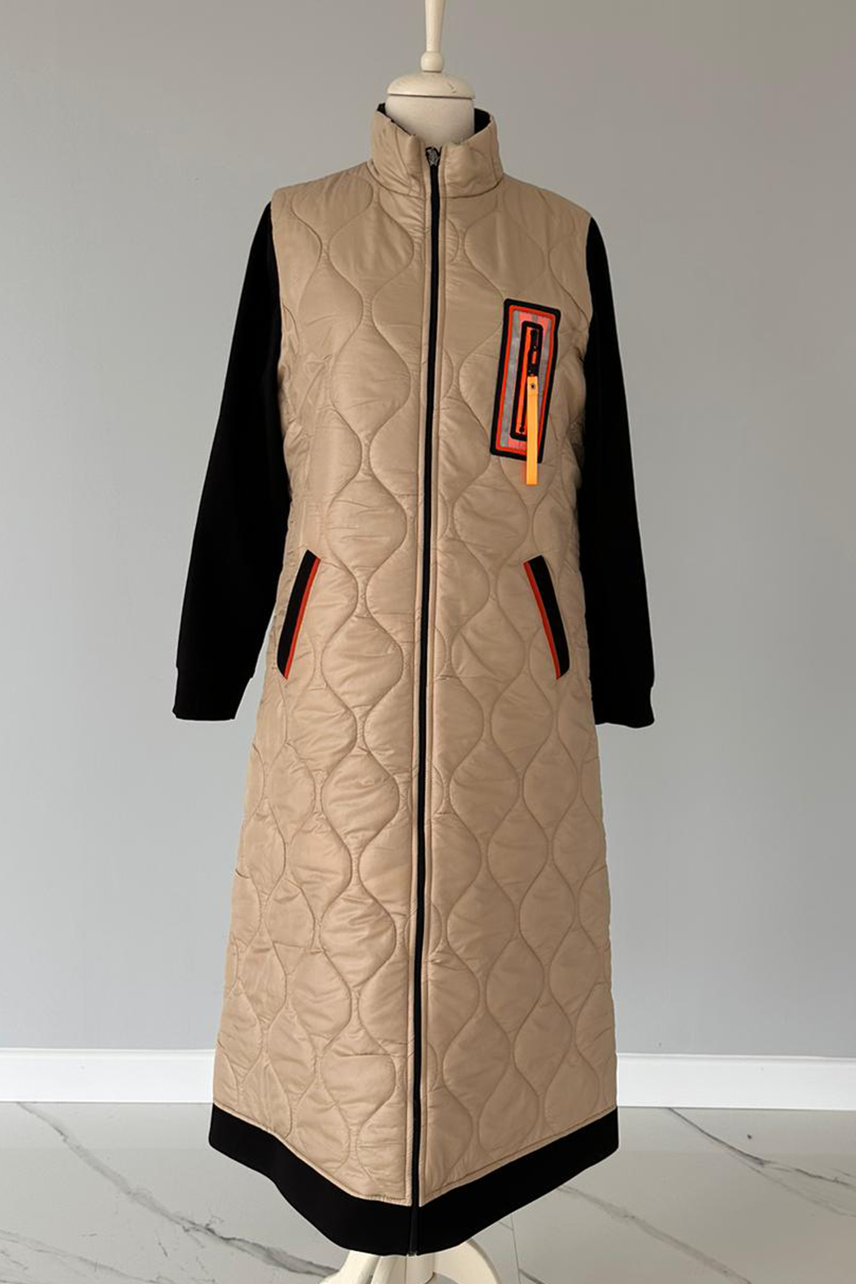 Kapitone Detaylı Camel Renk Kaban 17736