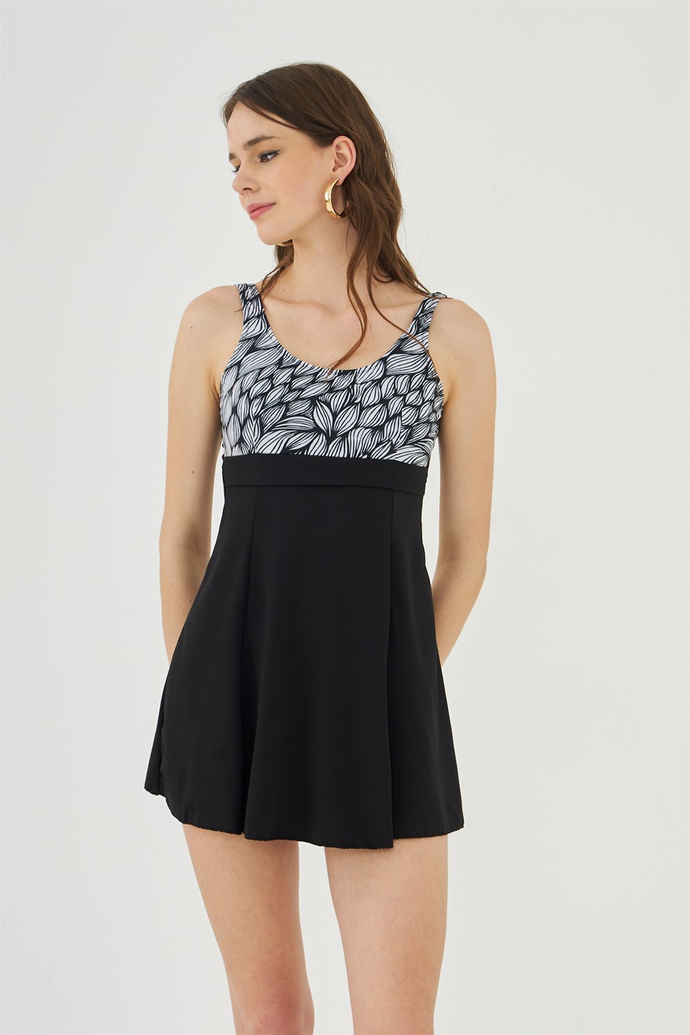 Kolsuz Şortlu Elbise Mayo Etekli Mayo Yüzücü Mayo EKA22-190