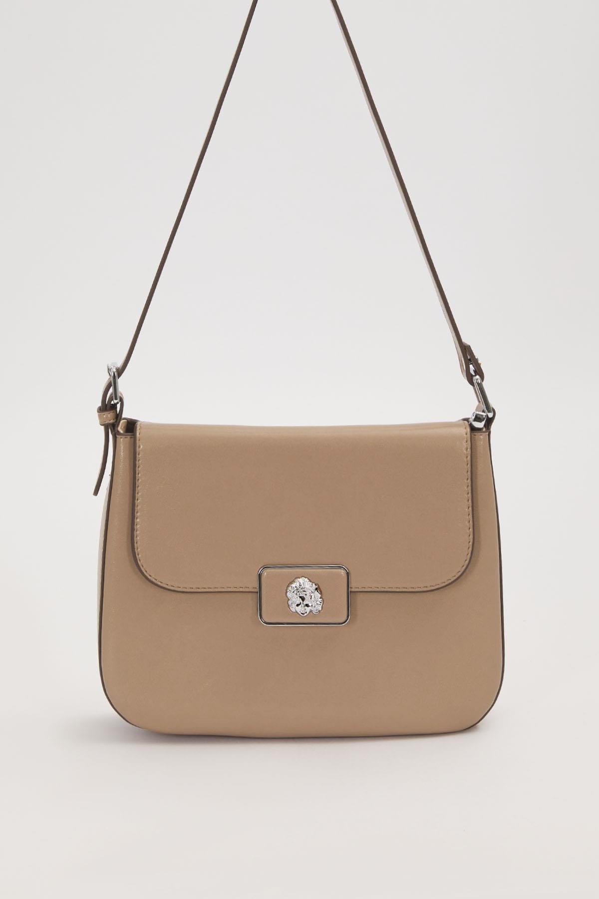 Levidor Premium Charm Detay Çift Askılı İki Şekilde Kullanılabilir Yumuşak Deri Çanta 930613 Vizon