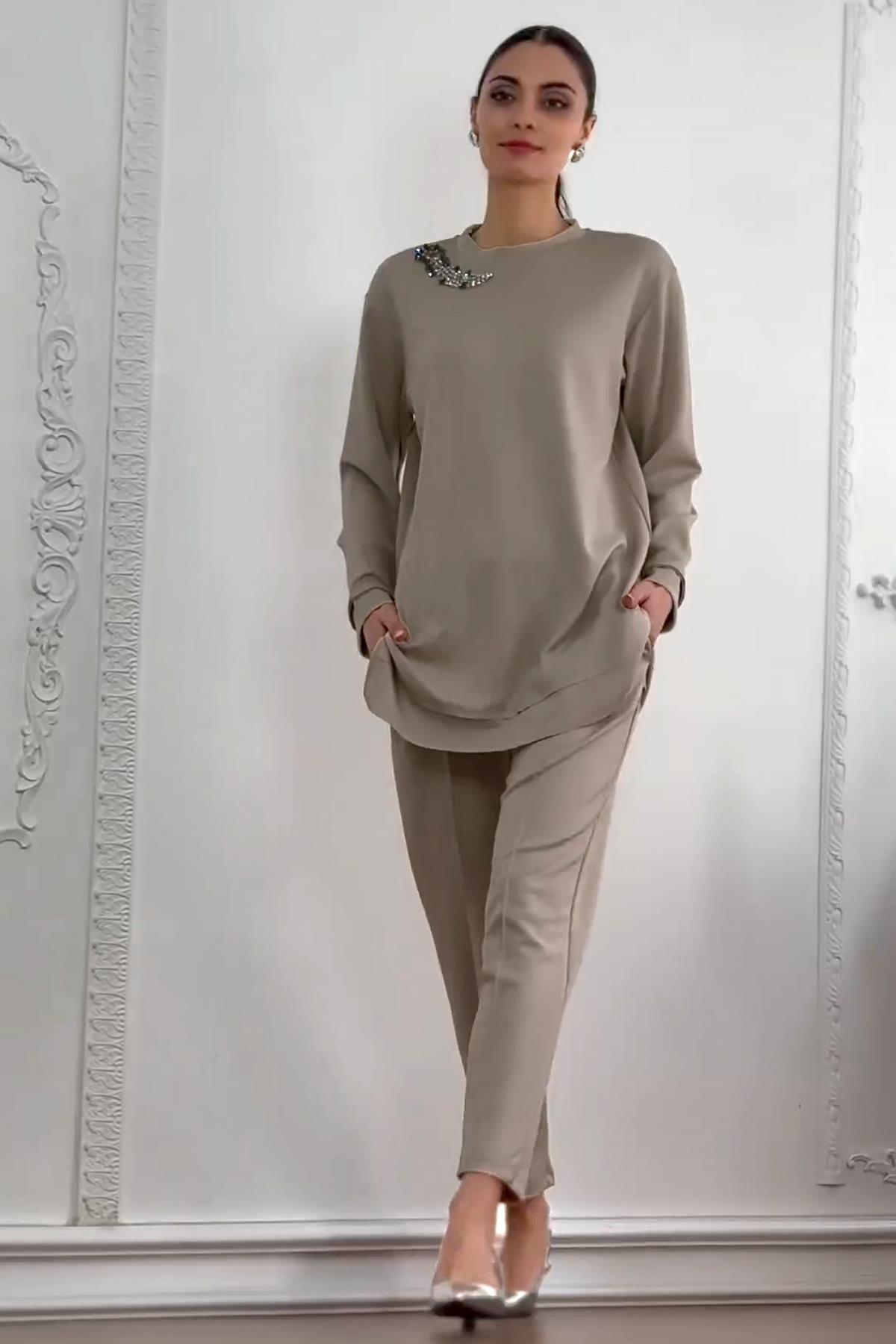 Missemramiss Aksesuarlı Comfort Takım 4481 Bej