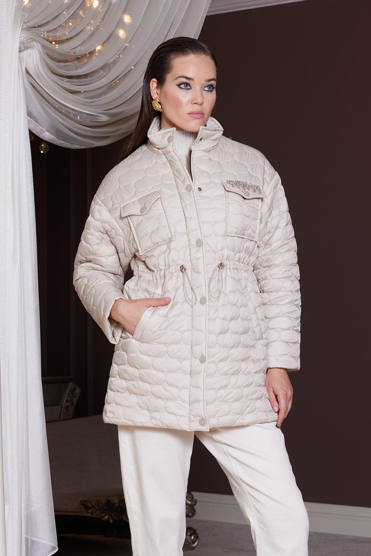 Missemramiss İşlemeli Casual Kapitone Mont 4142 Bej