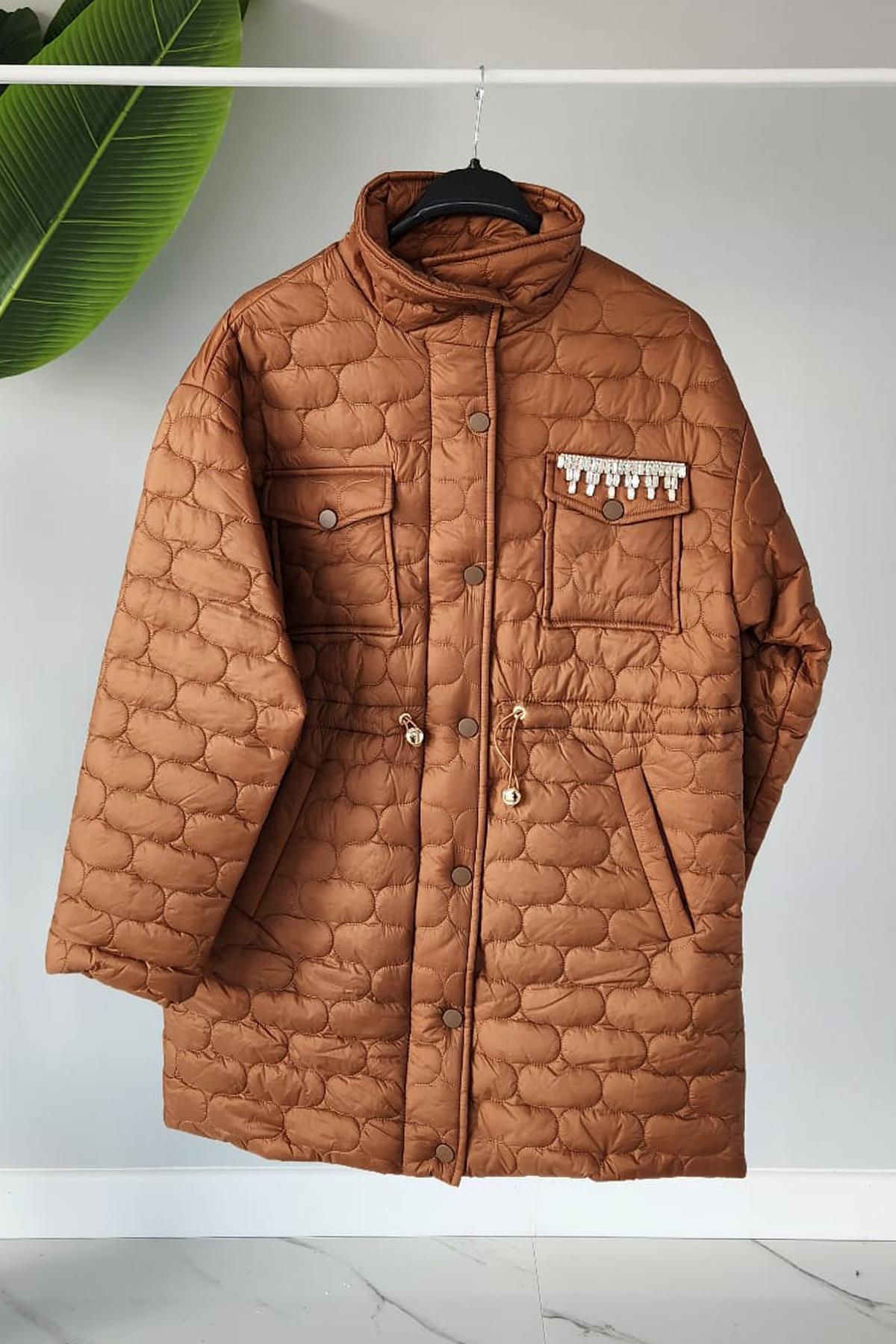 Missemramiss İşlemeli Casual Kapitone Mont 4142 Camel