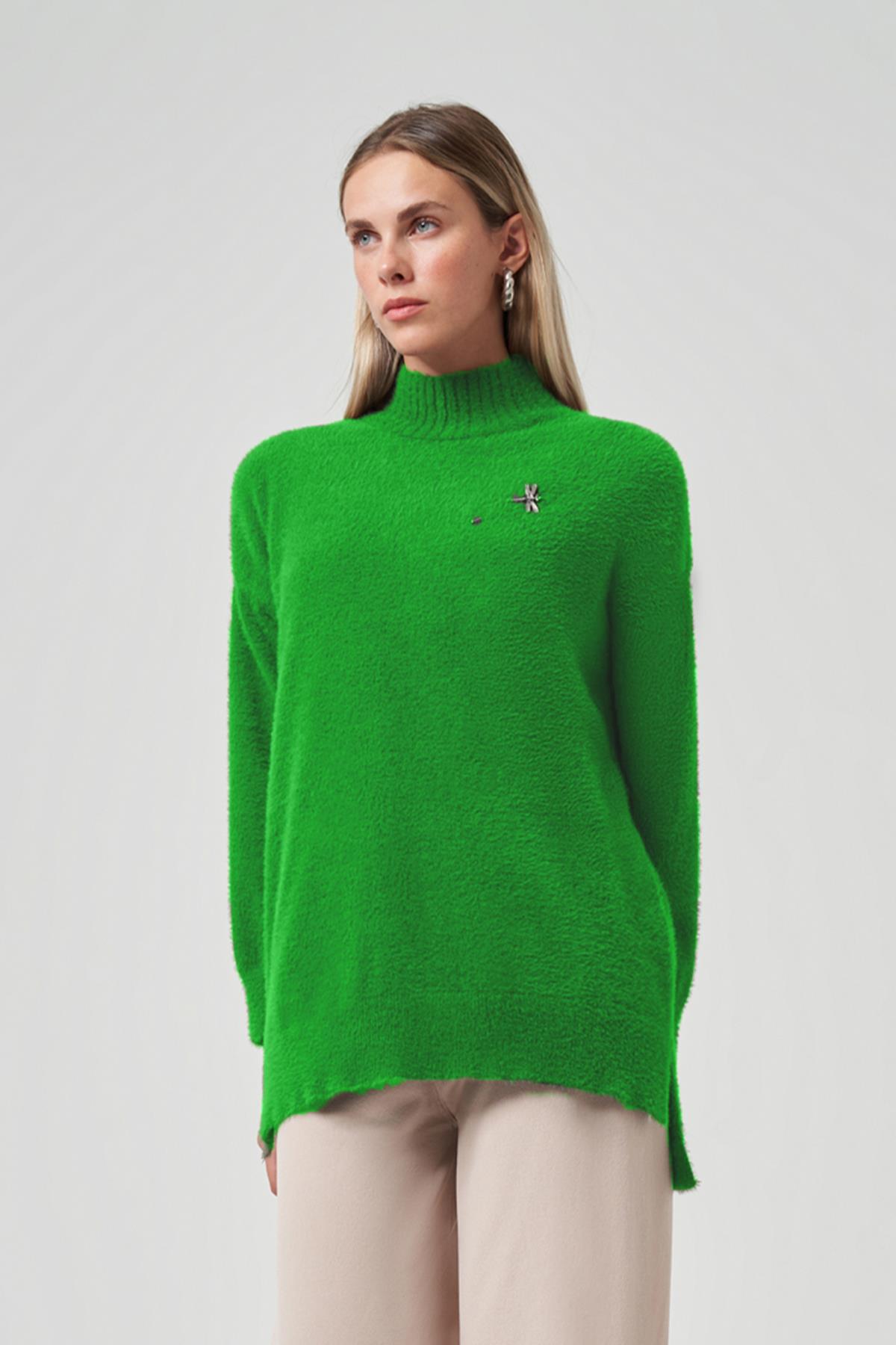 Nuss Angora Kazak Çıkartılabilir Broşlu 7000 Benetton