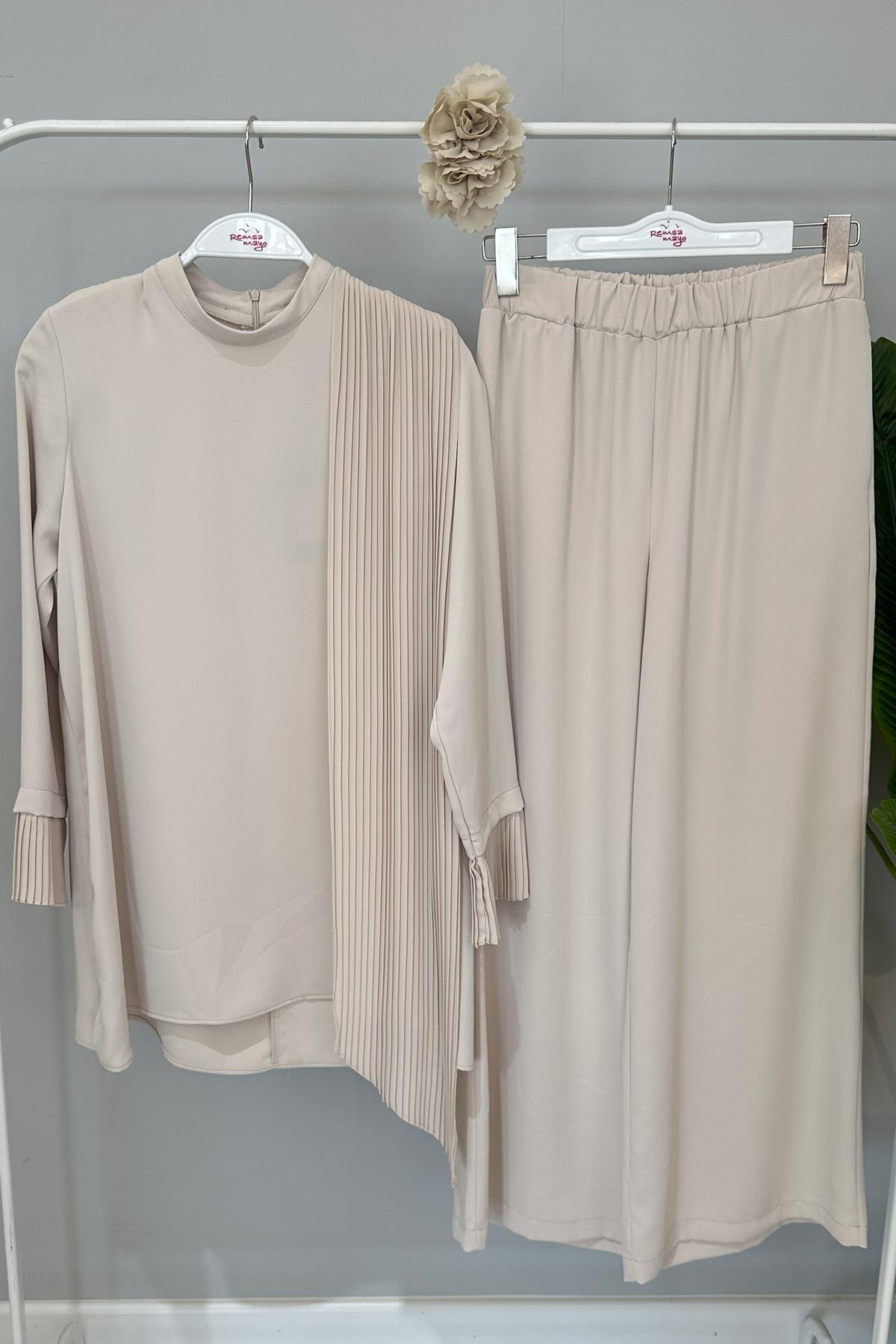 Nuss Broş Detaylı Pantolonlu Takım 1013 Bej