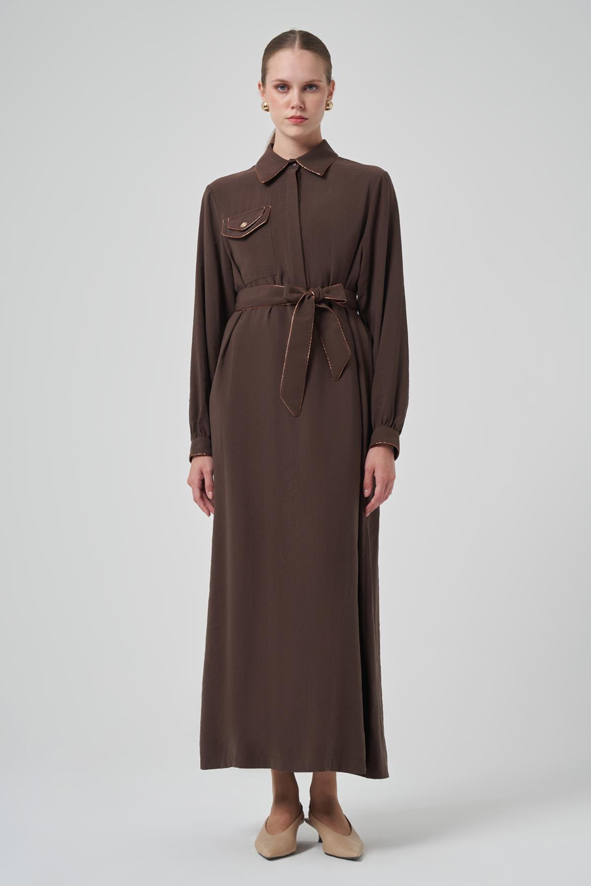 Nuss Cep Detay Kuşaklı Elbise 2005 Kahverengi