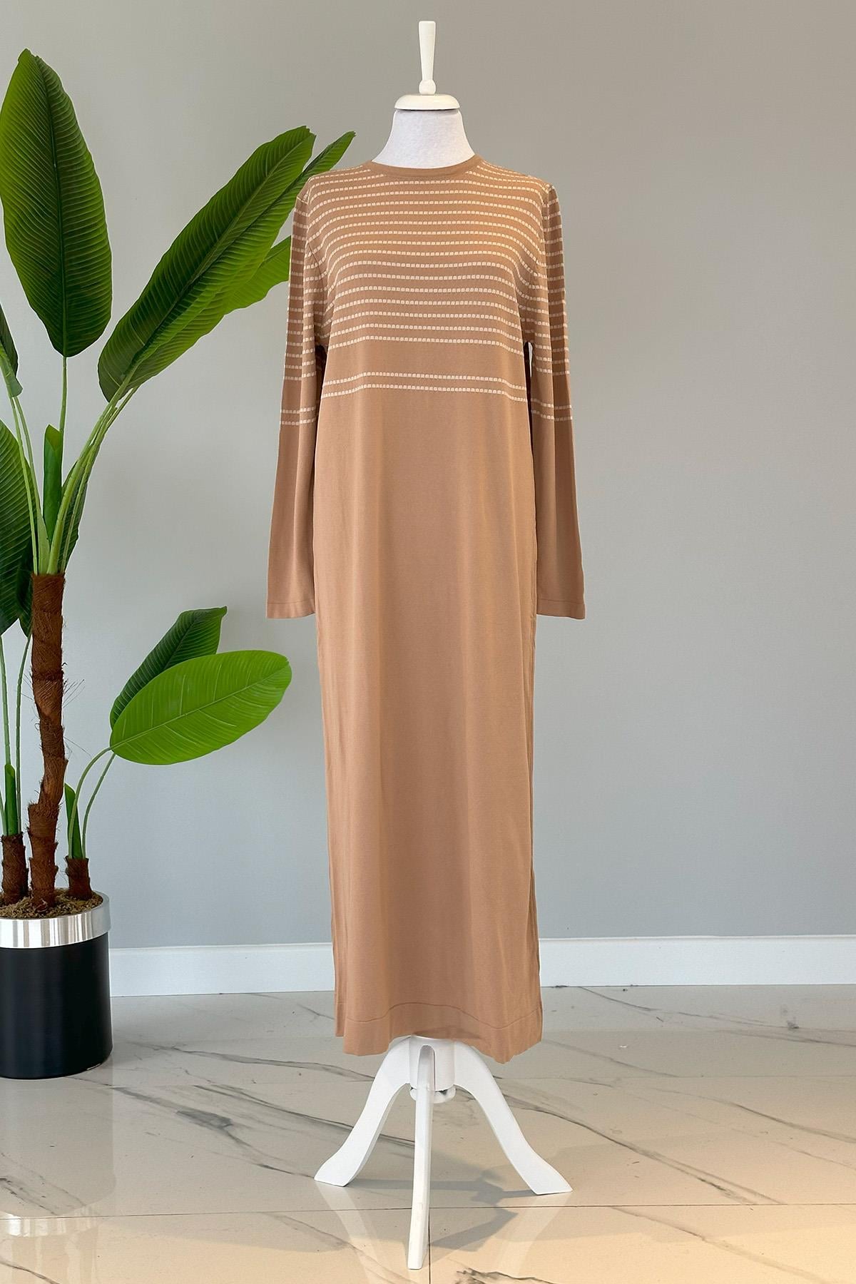 Nuss Merserize Çizgi Detay Elbise 201 Mocha