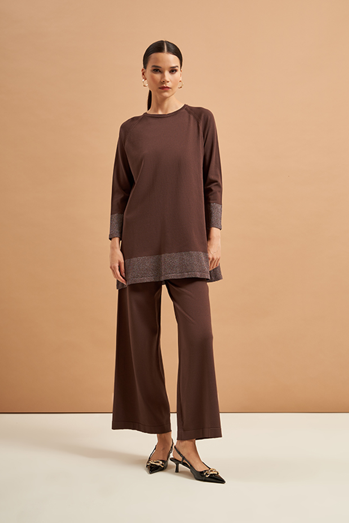 Nuss Merserize Sim Detaylı Pantolonlu Triko Takım NS-23K-604TKM Kahve