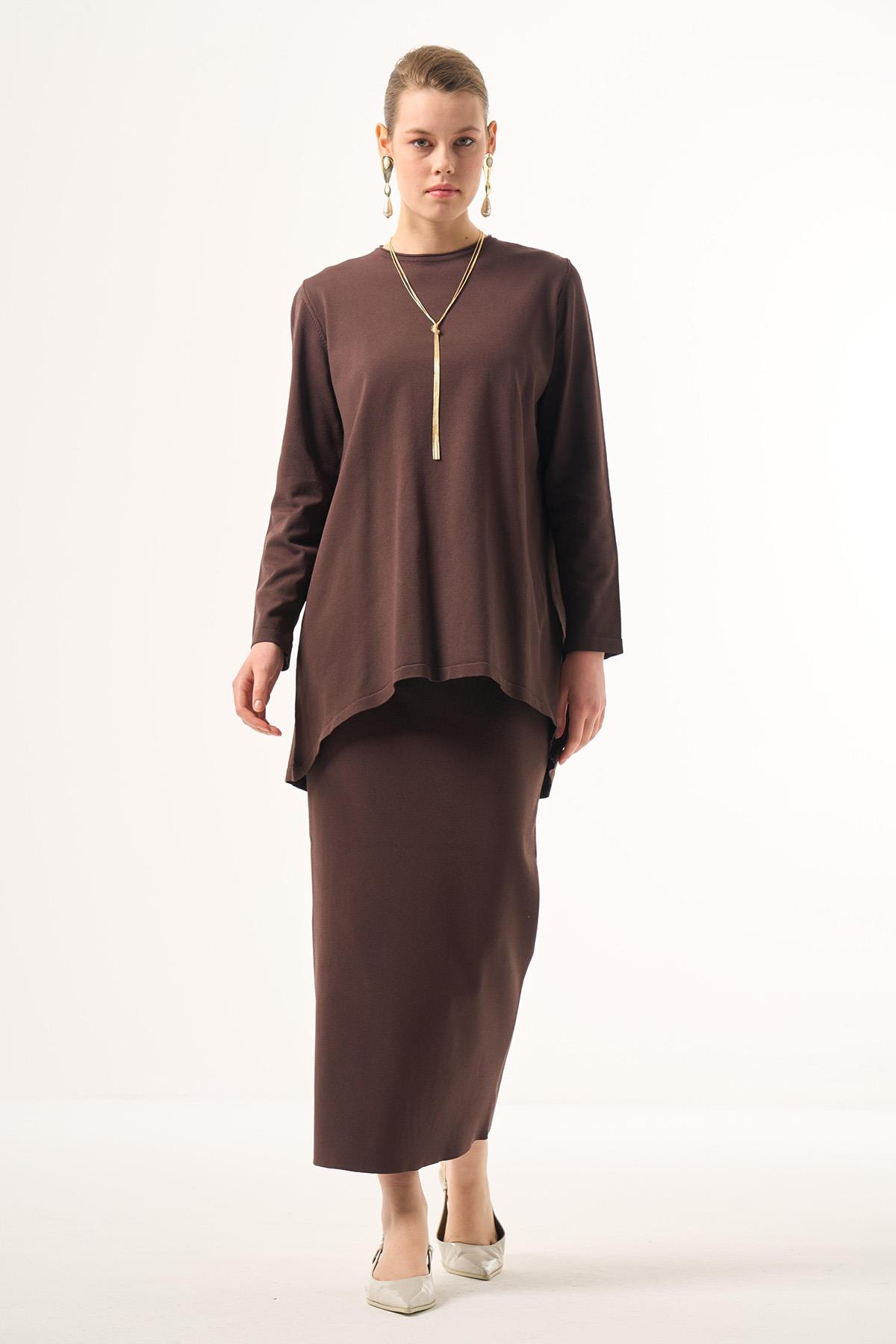 Nuss Merserize Triko Oval Kesim Etekli Takım 029 Kahverengi