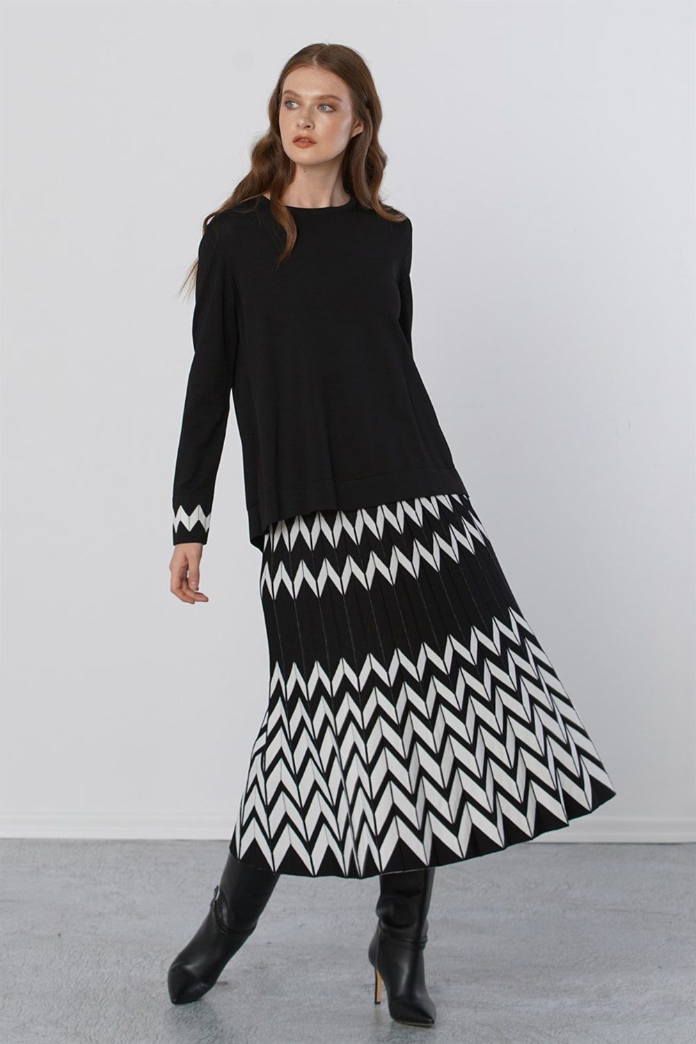 Nuss Merserize Triko Zik Zak Etekli Takım NS-22K-900TKM Siyah