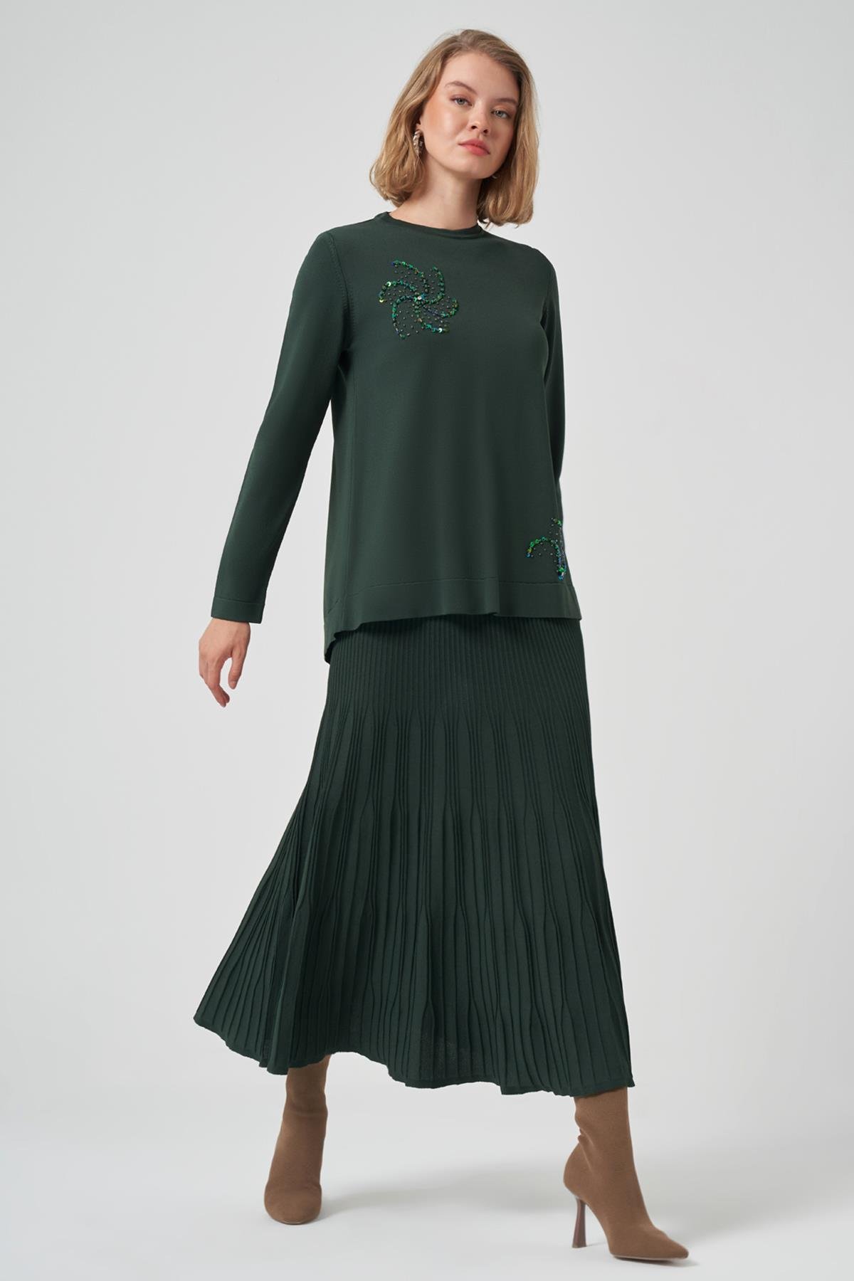 Nuss Taş Detay Etekli Triko Takım 1352 Çam Yeşil