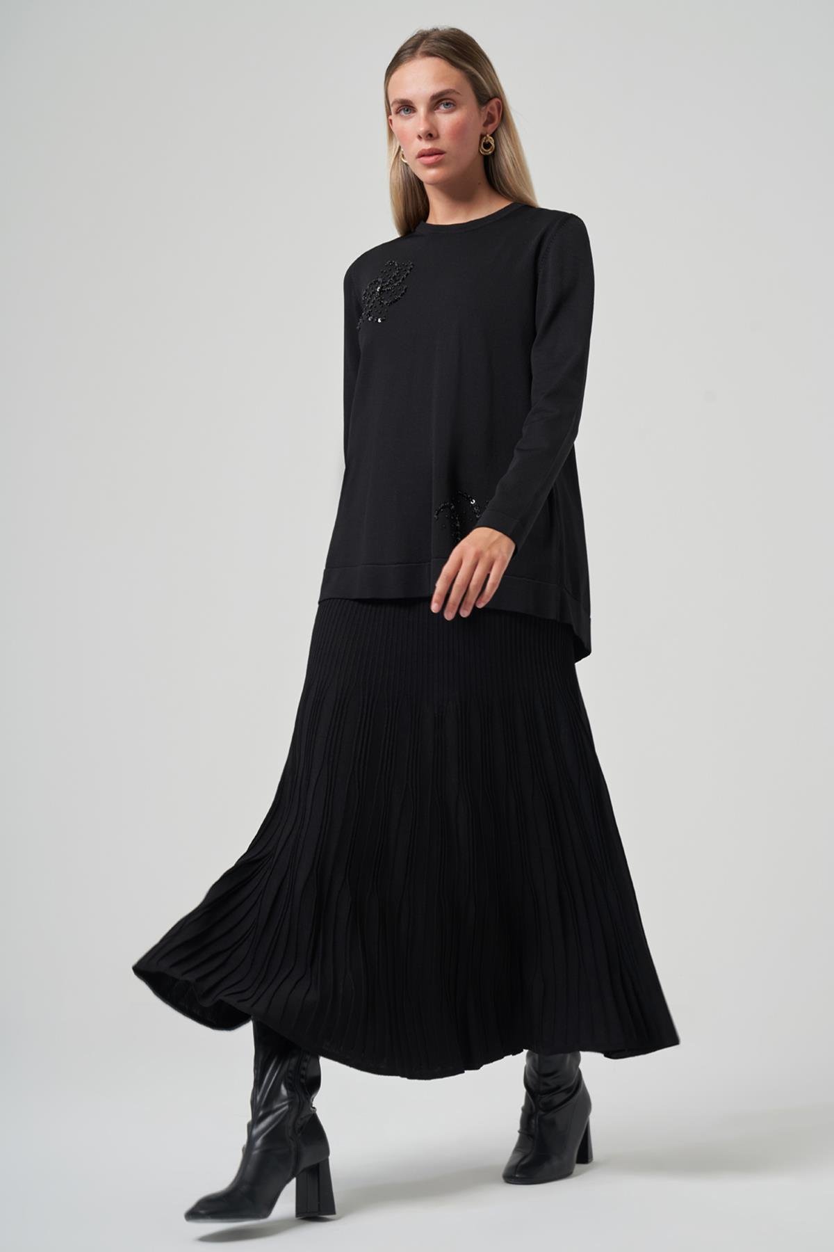 Nuss Taş Detay Etekli Triko Takım 1352 Siyah