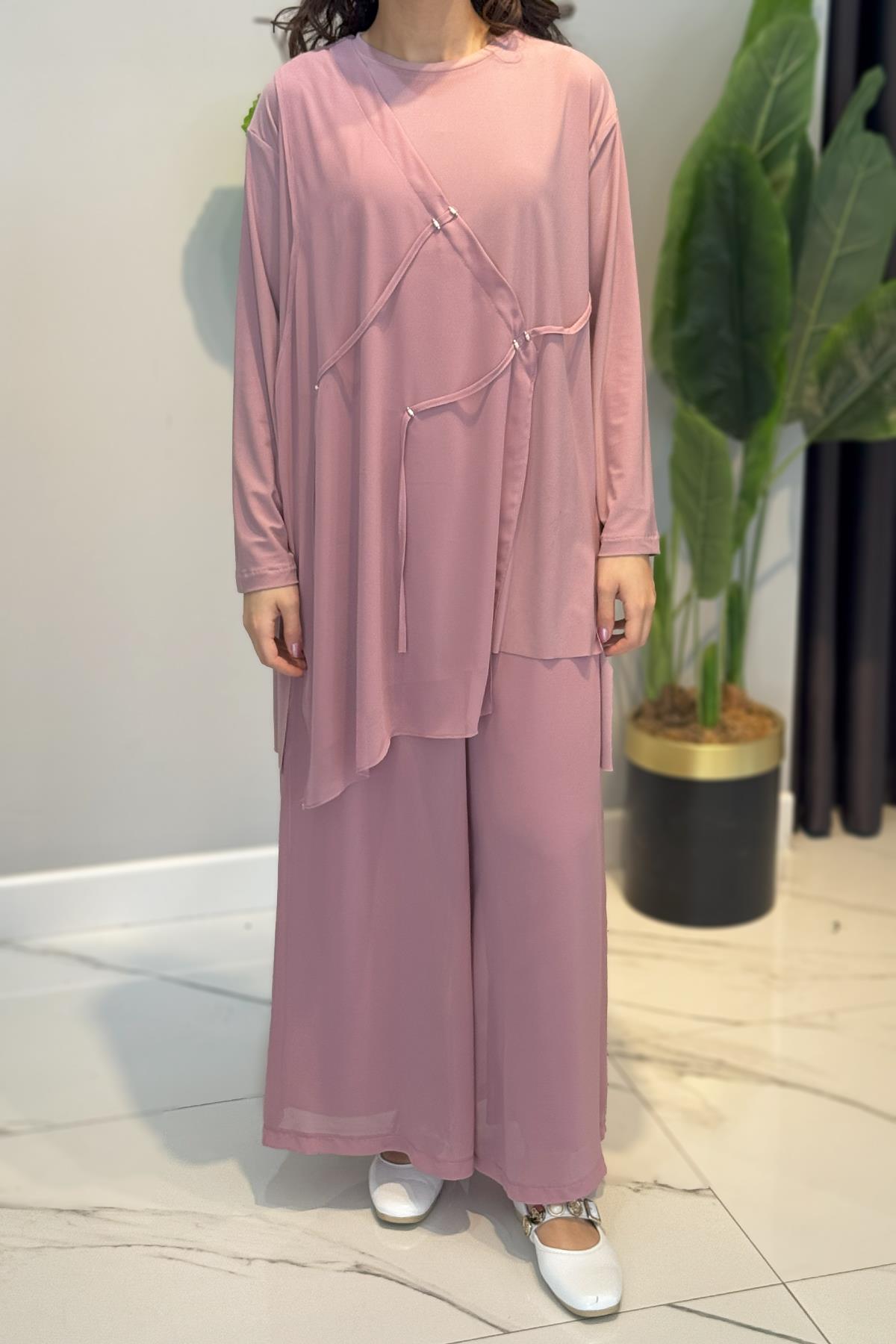 Önü Yarım Şifon Pantolonu Şifon Yırtmaç Detaylı Sandy Takım 59104 Pembe