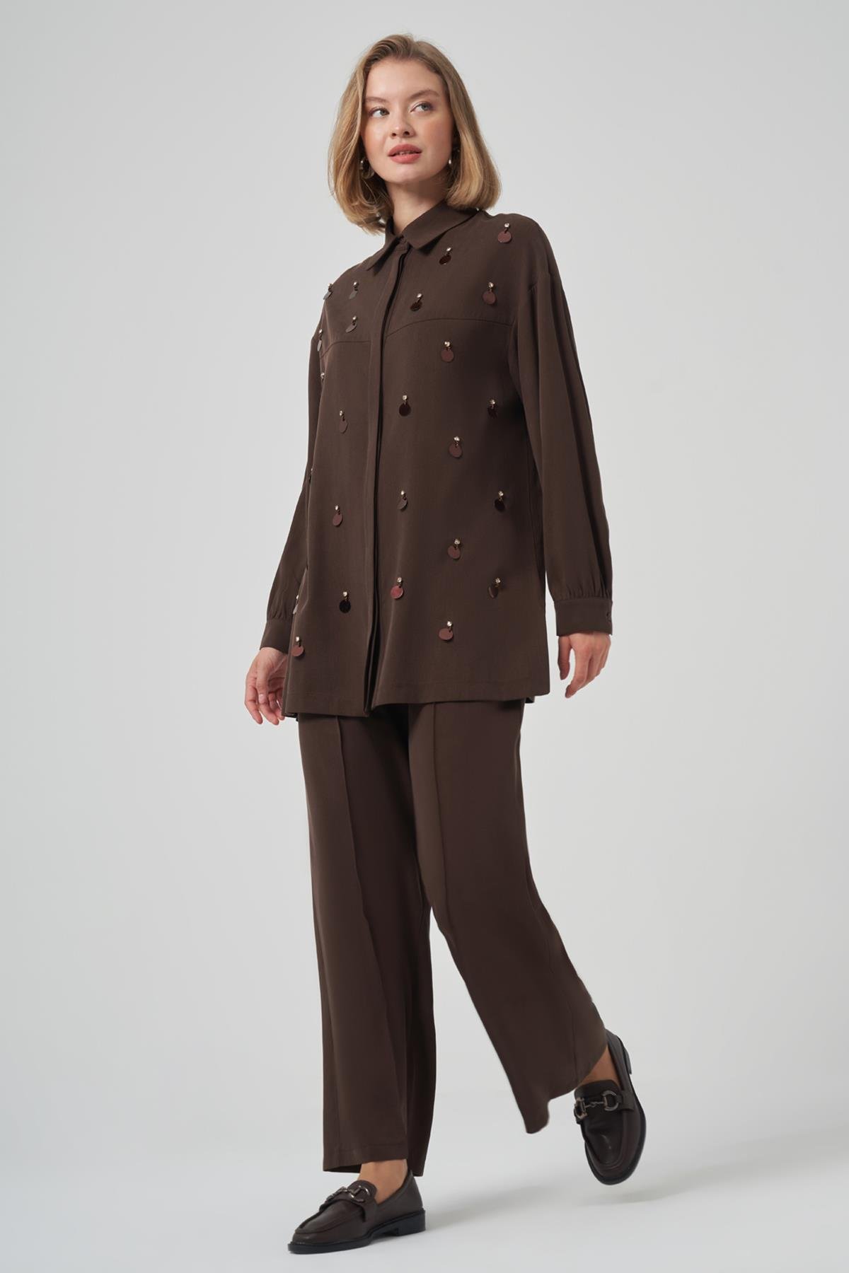 Pul Detay Gömlek Pantolon Takım 1031 Kahve