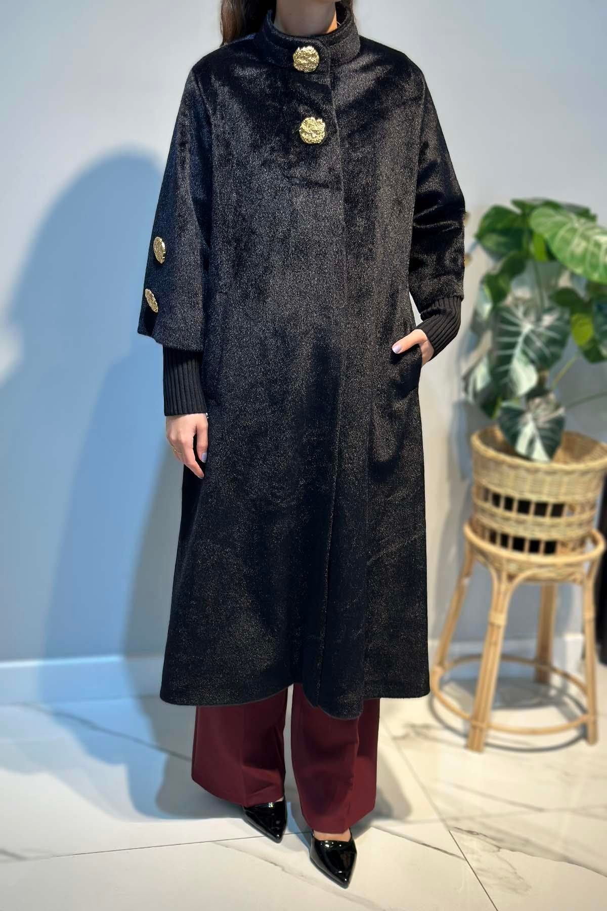 Yaka ve Kol Broş Detay Kaban 2586 Siyah