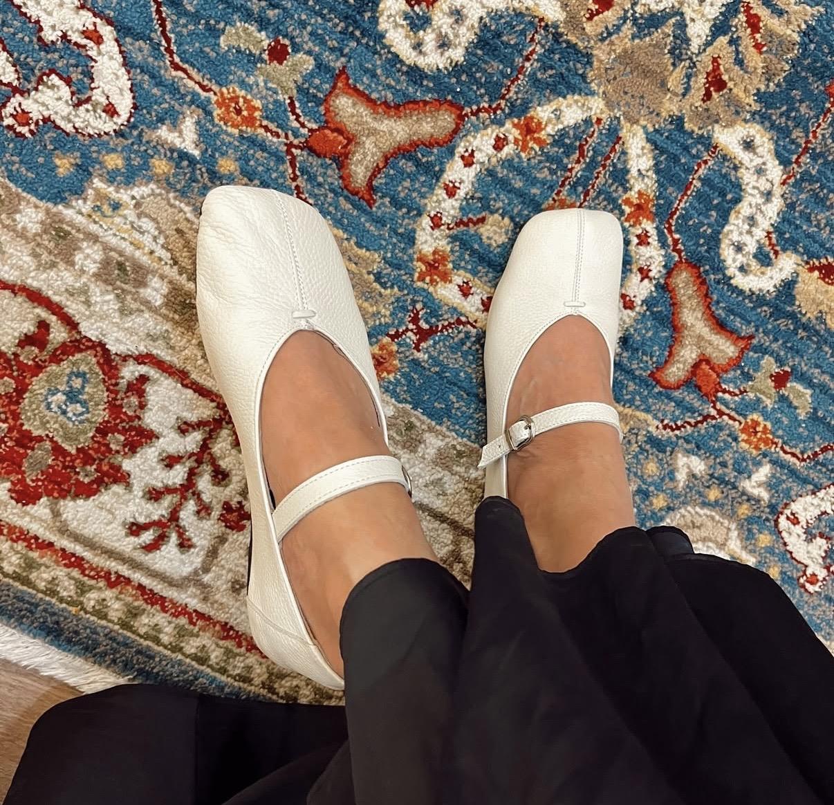 BEJ KARE BANTLI  DERİ  BABET