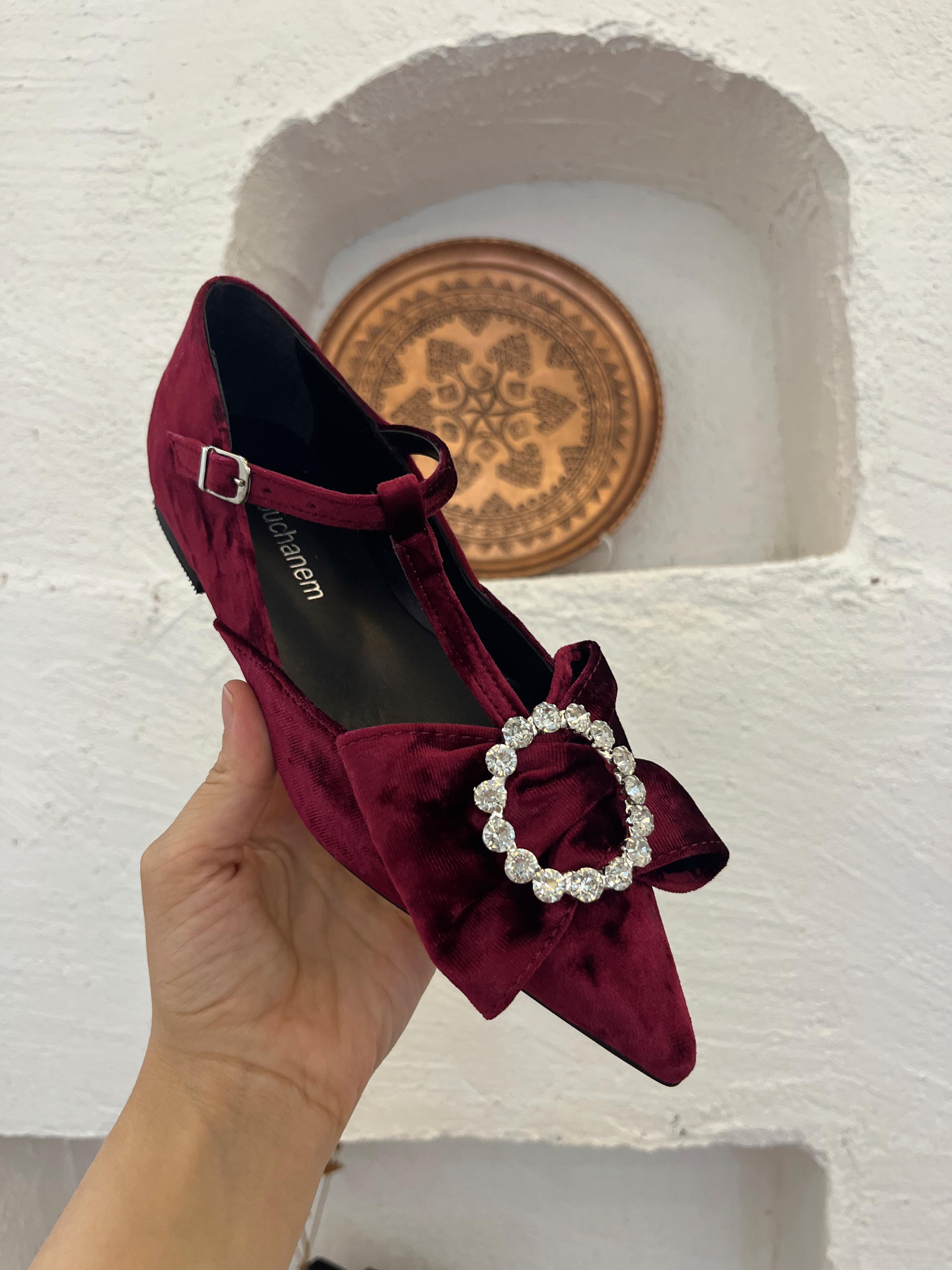 BORDO KADİFE TAŞLI BABET