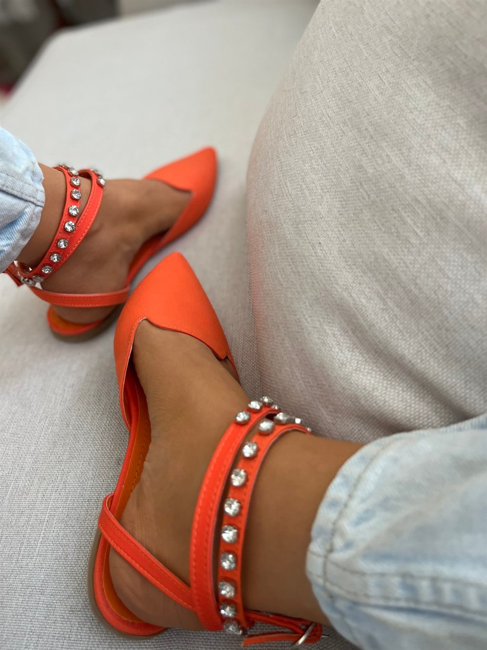 TURUNCU ZARA KUMAŞ SANDALET