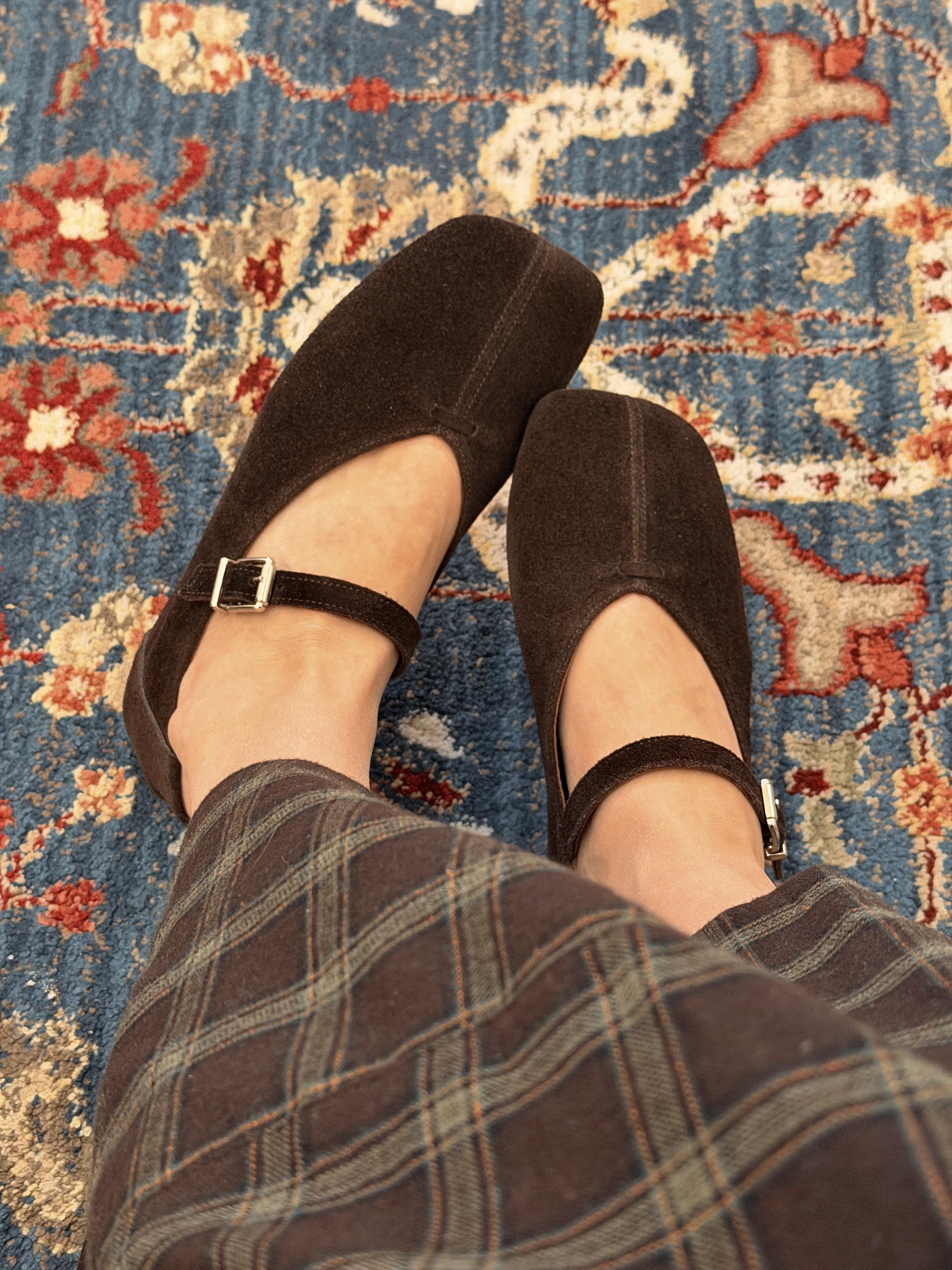 KAHVE KARE SÜET BANTLI BABET