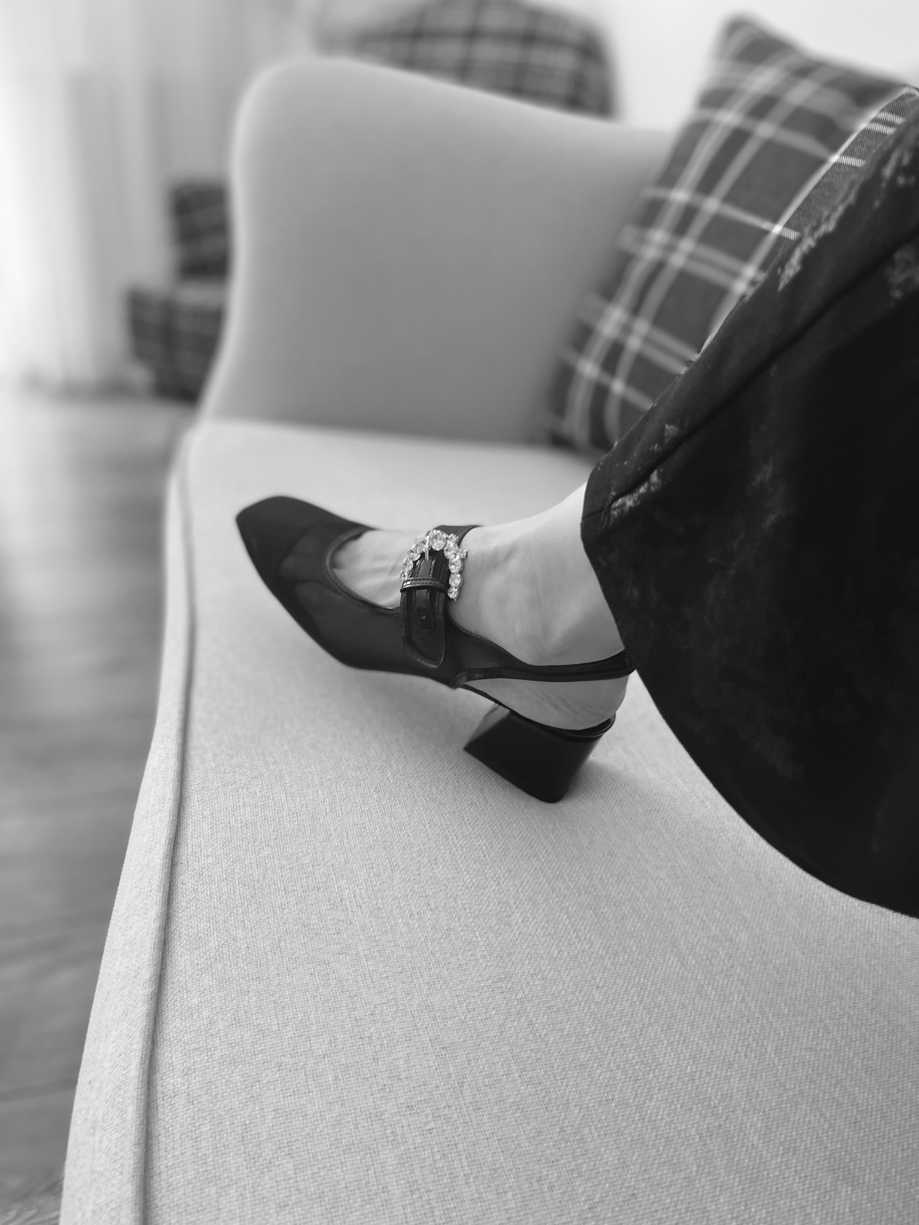 SİYAH FİLE VİNTAGE TAŞLI SANDALET 