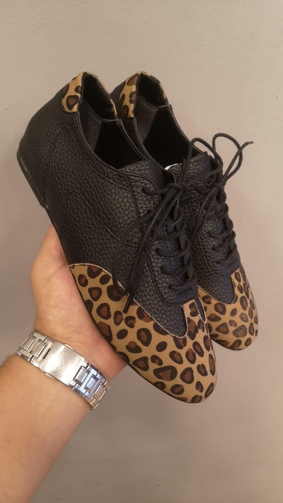SİYAH LEOPAR BAĞÇIKLI AYAKKABI