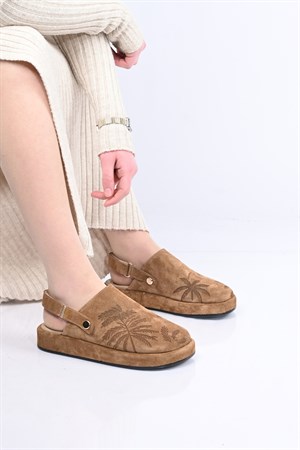 Bestello Cırtlı Poli Taban Lazer Baskılı Hakiki Deri Sabo Sandalet 341-1128 Kadın Sandalet341-1128_TARCINSUET_36Sandalet