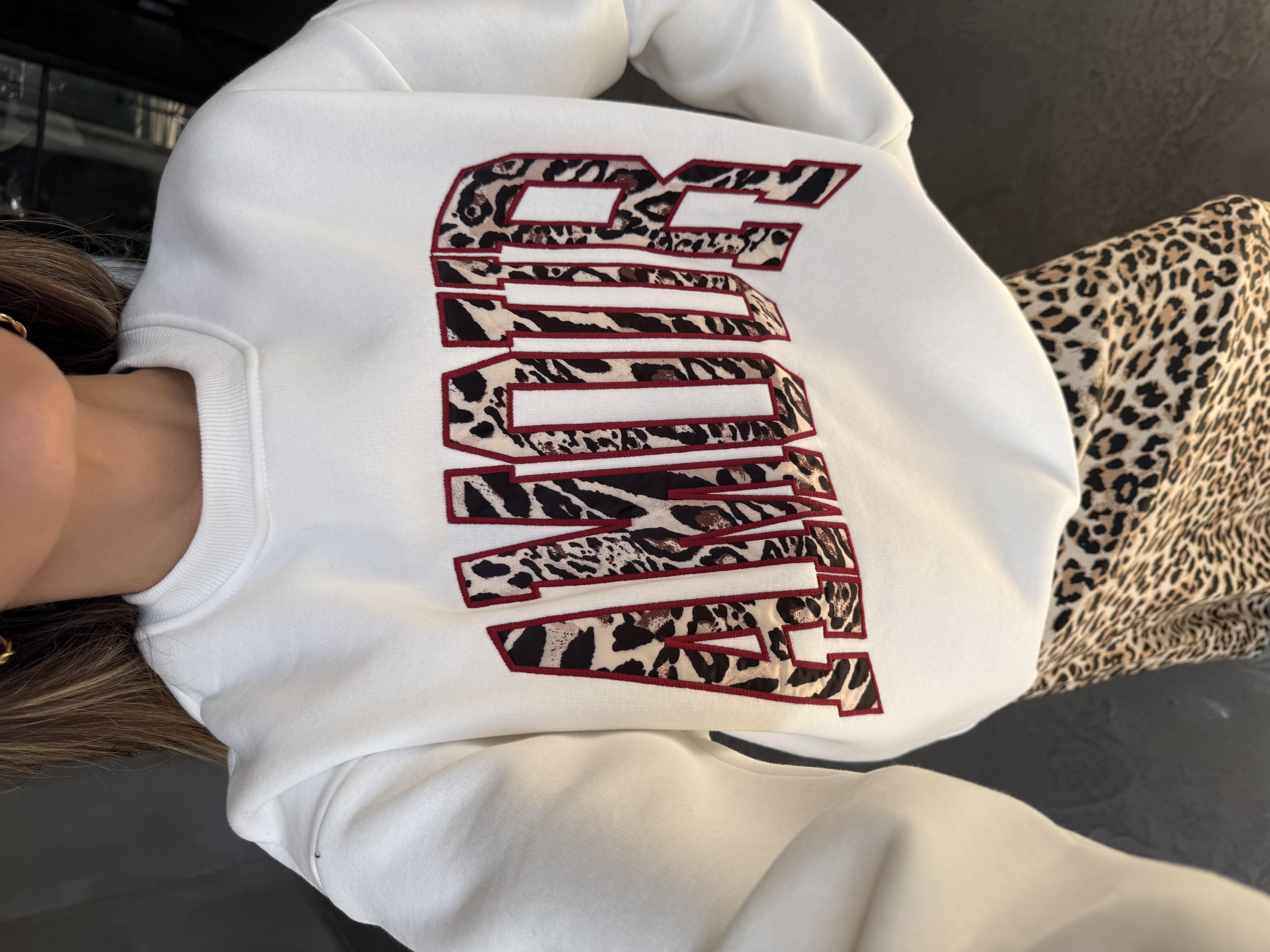 Amour Leo Nakışlı Sweatshirt Beyaz