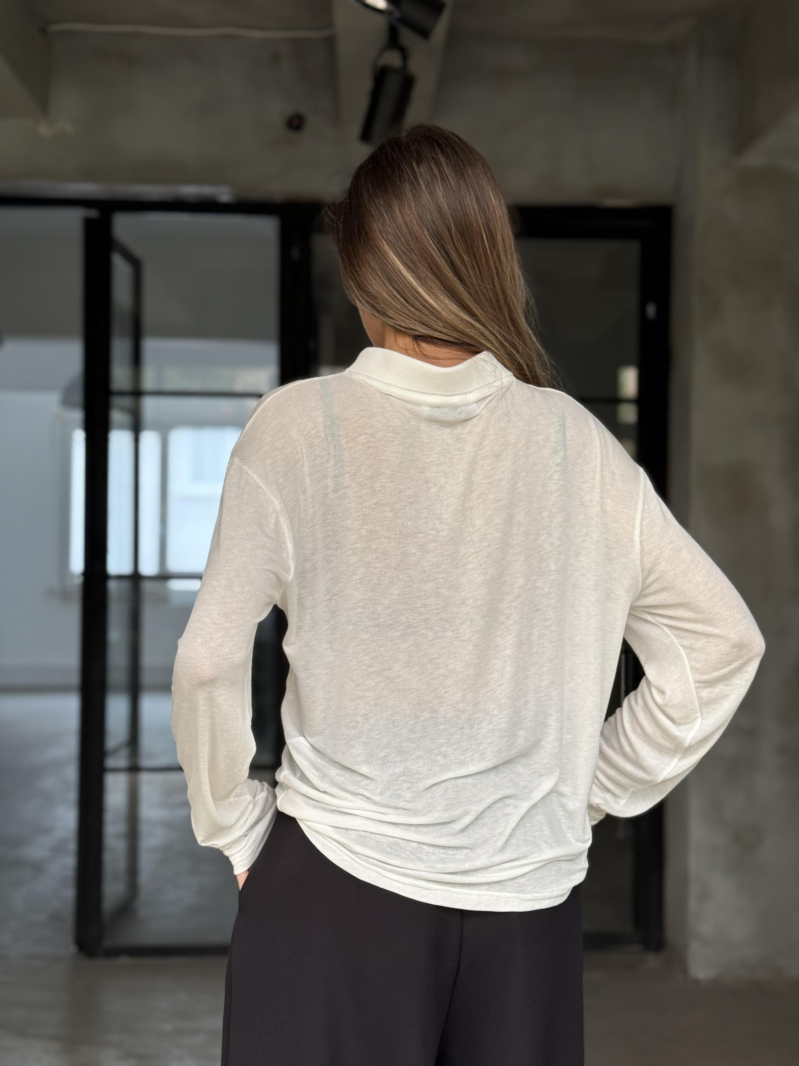 Çilek Kumaş Polo Yaka Transparan Bluz Beyaz