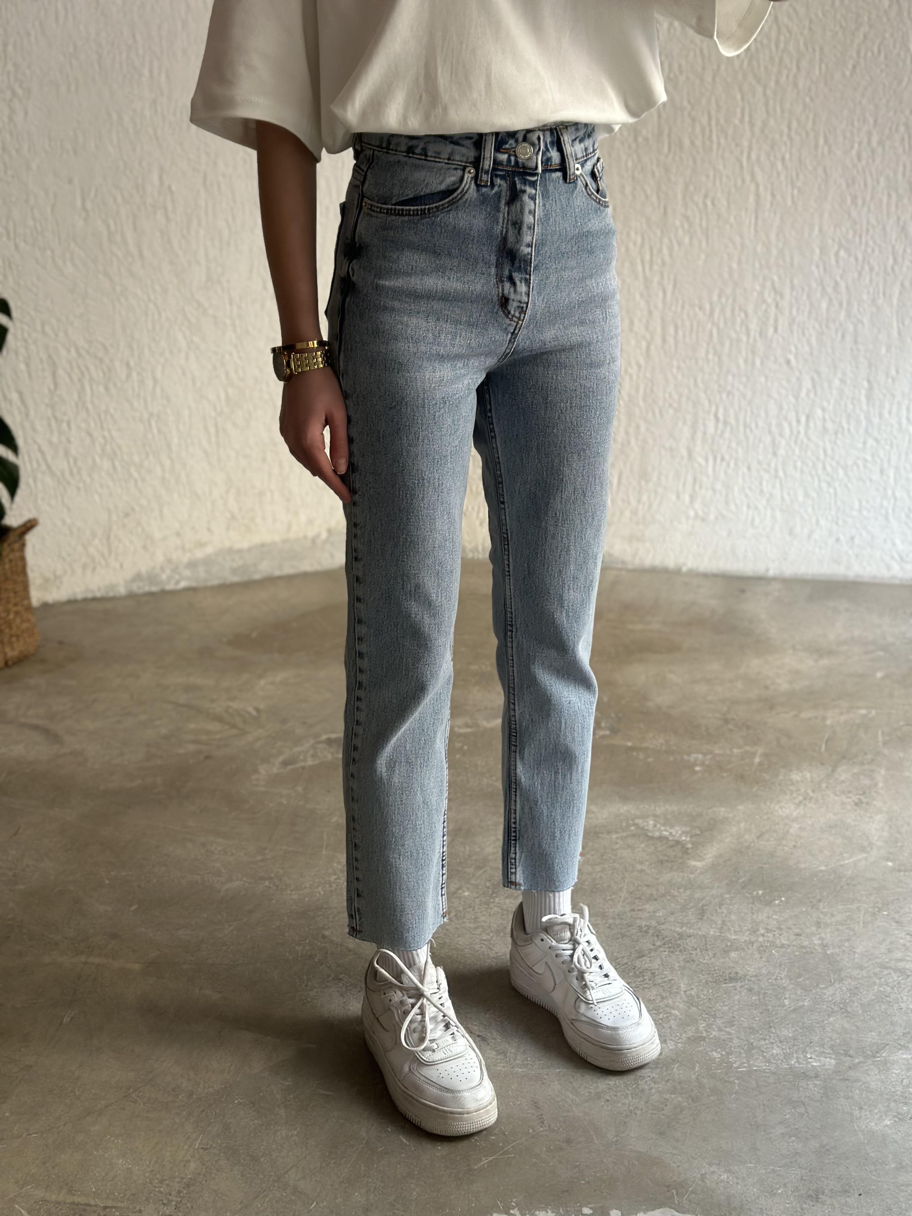 Crop Straight Fit Jean - Mavi