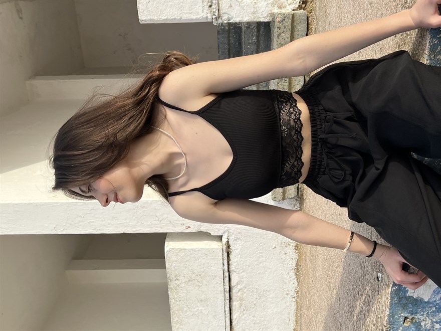 Dantelli Crop