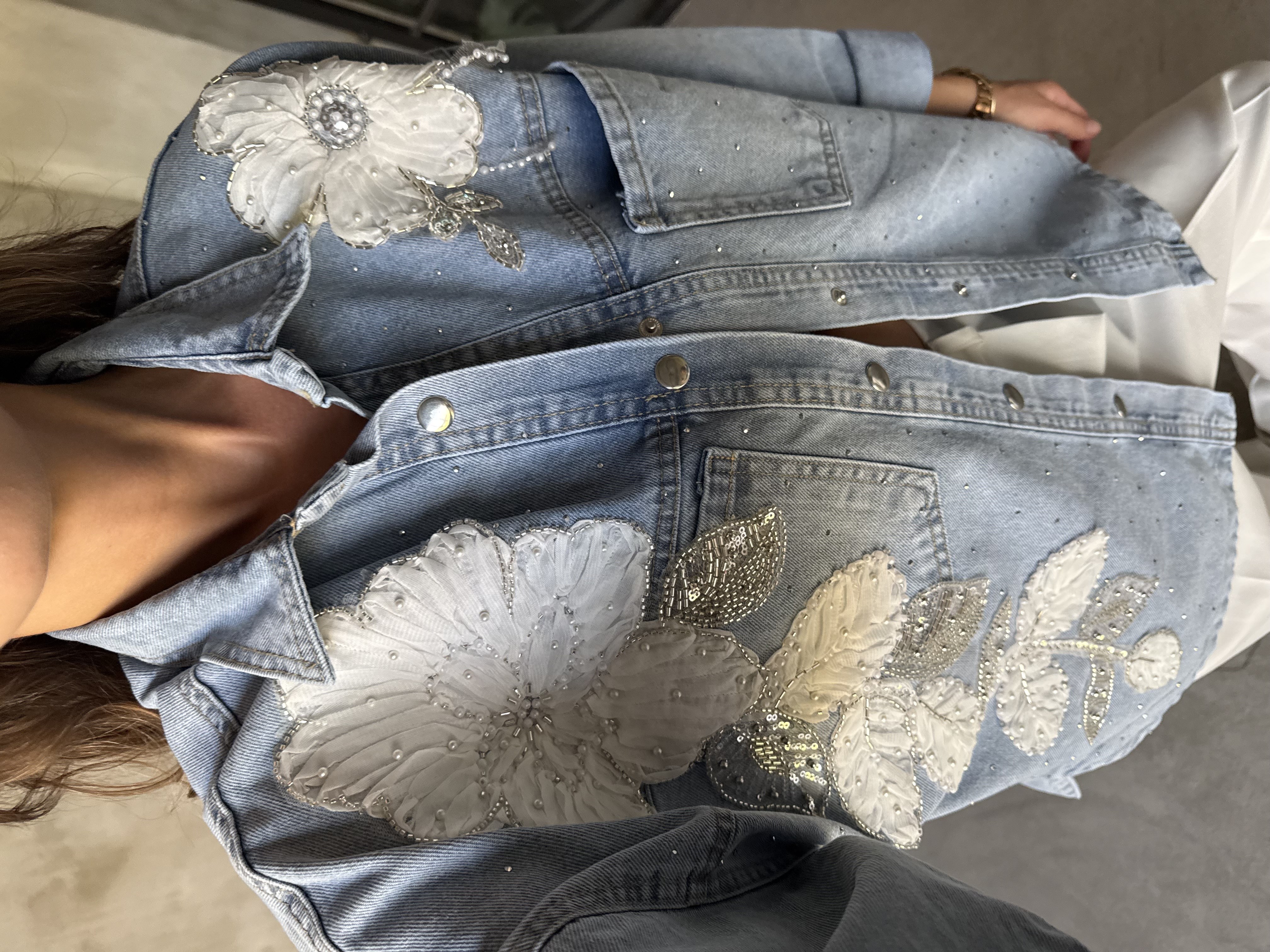 Denim Çiçek Nakışlı Ceket