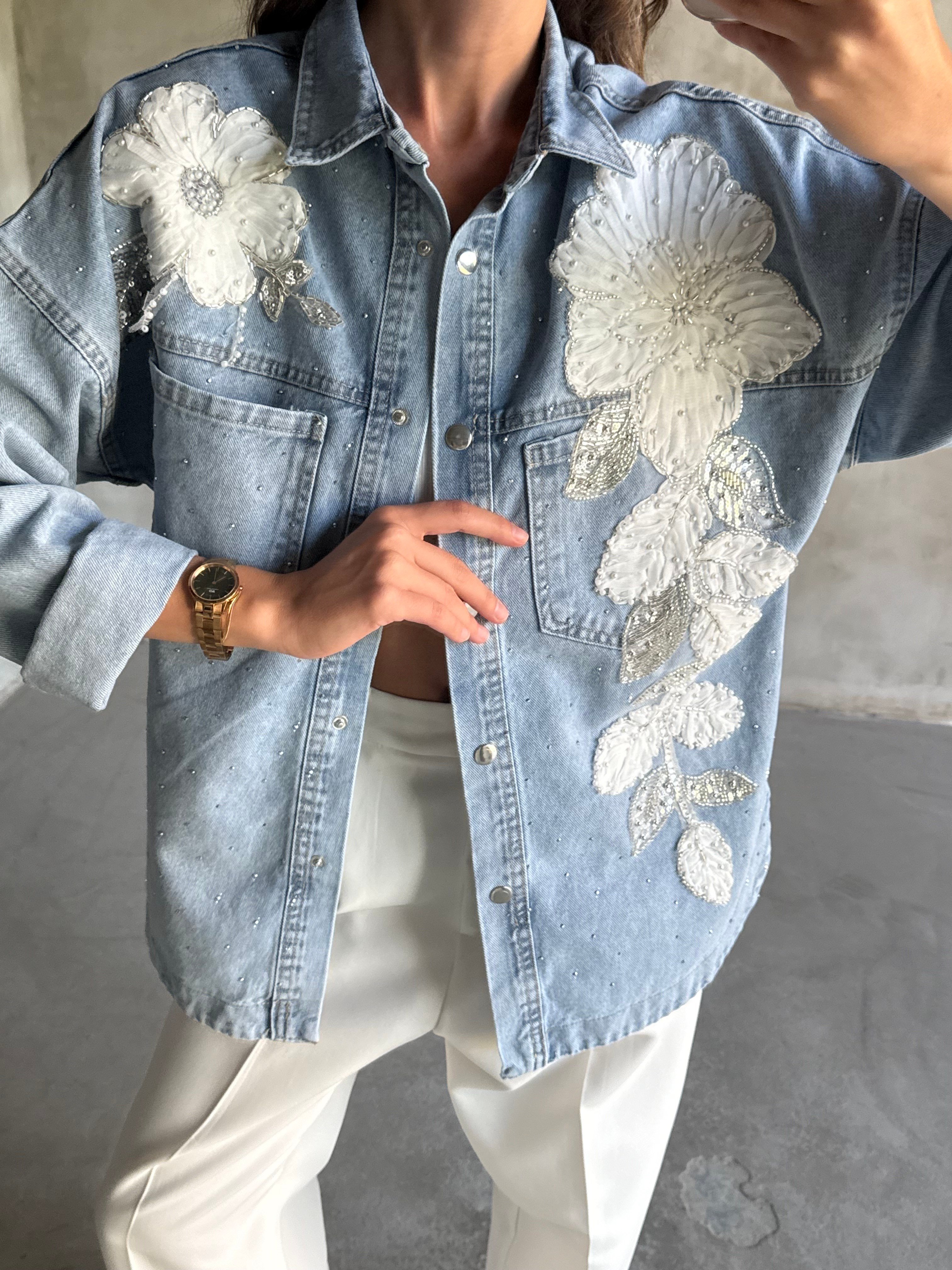Denim Çiçek Nakışlı Ceket