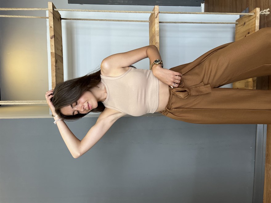 Halter Yaka Crop - Camel