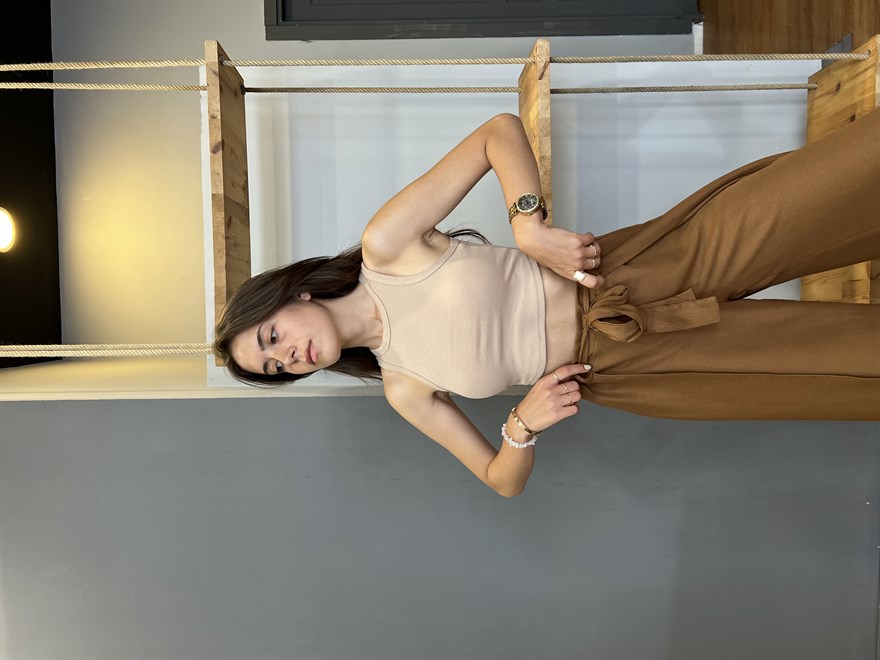 Halter Yaka Crop - Camel