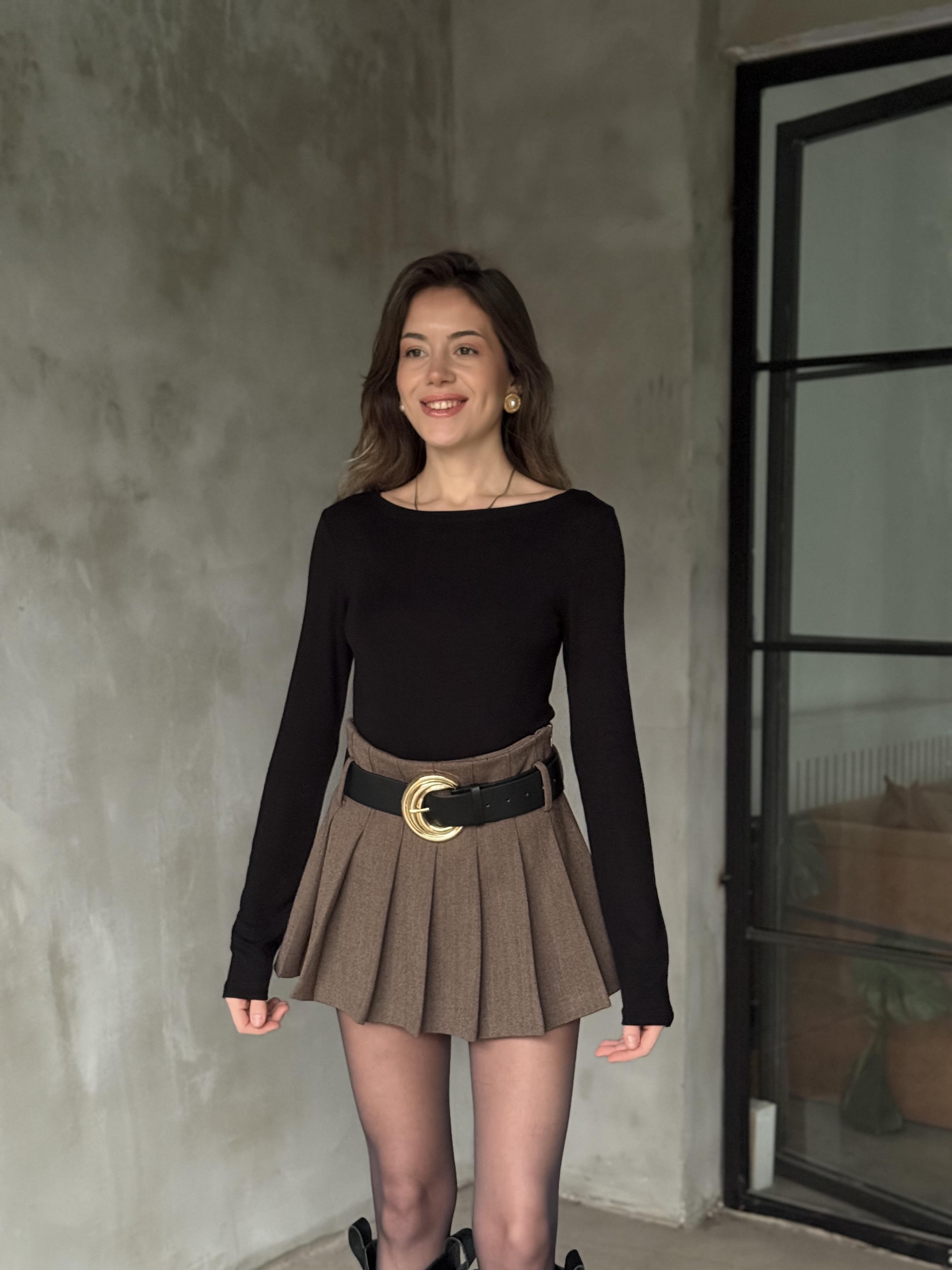Kayık Yaka Bluz - Siyah - Dominatrend